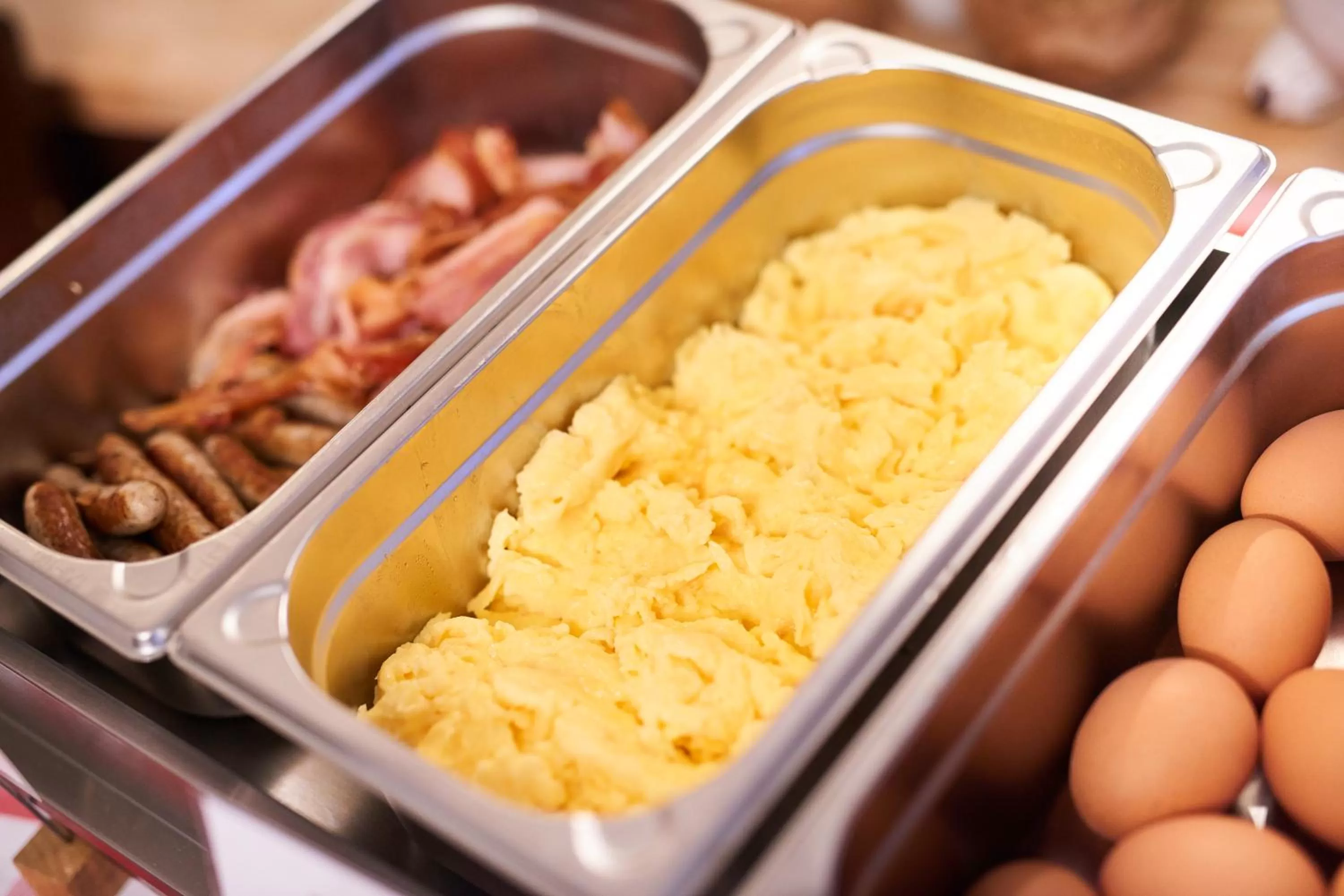 Buffet breakfast in Hotel Zur Alten Brücke