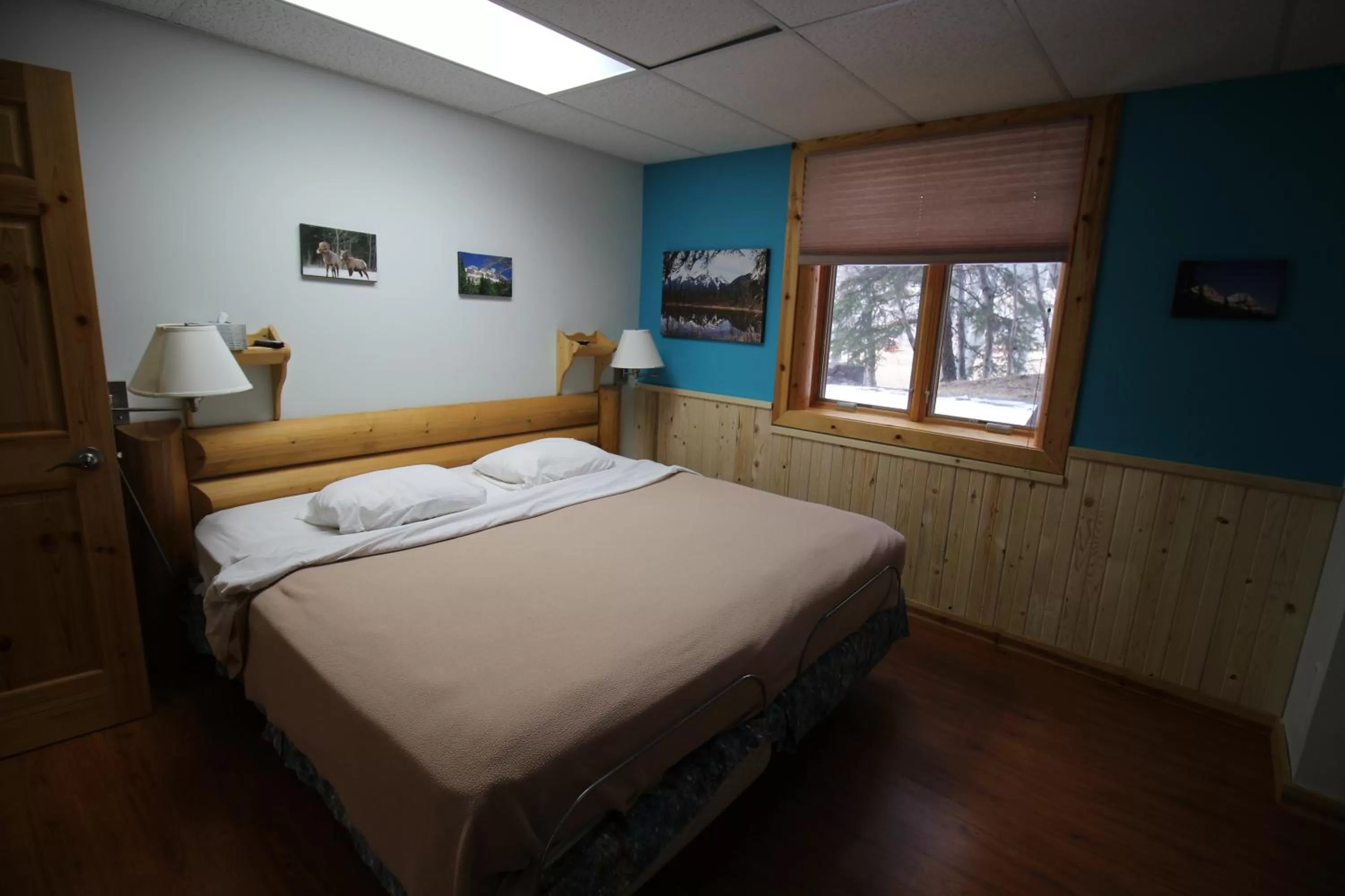 Bed in York Creek Bed & Breakfast