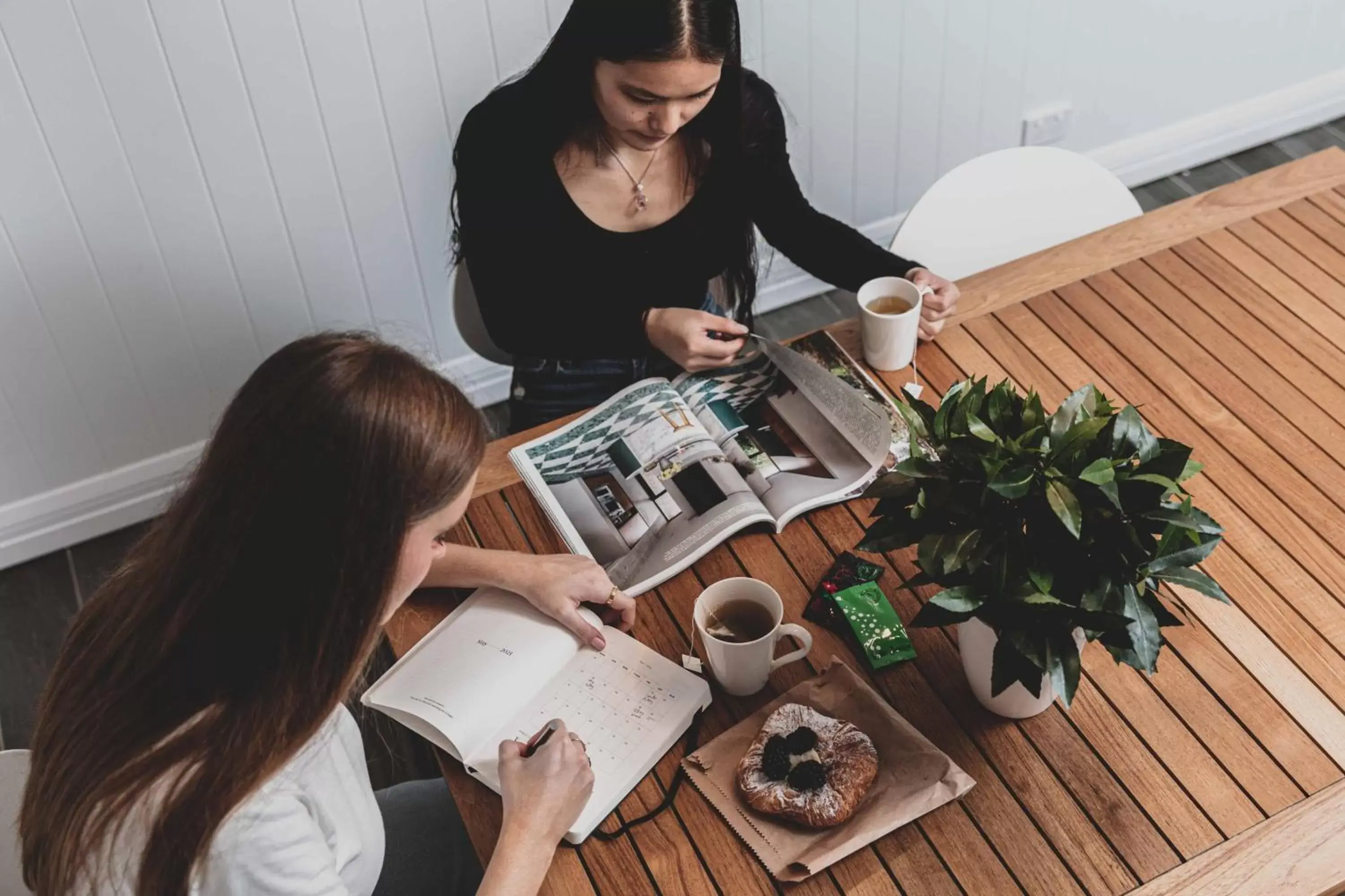 Property building, Guests in Perouse Randwick by Sydney Lodges