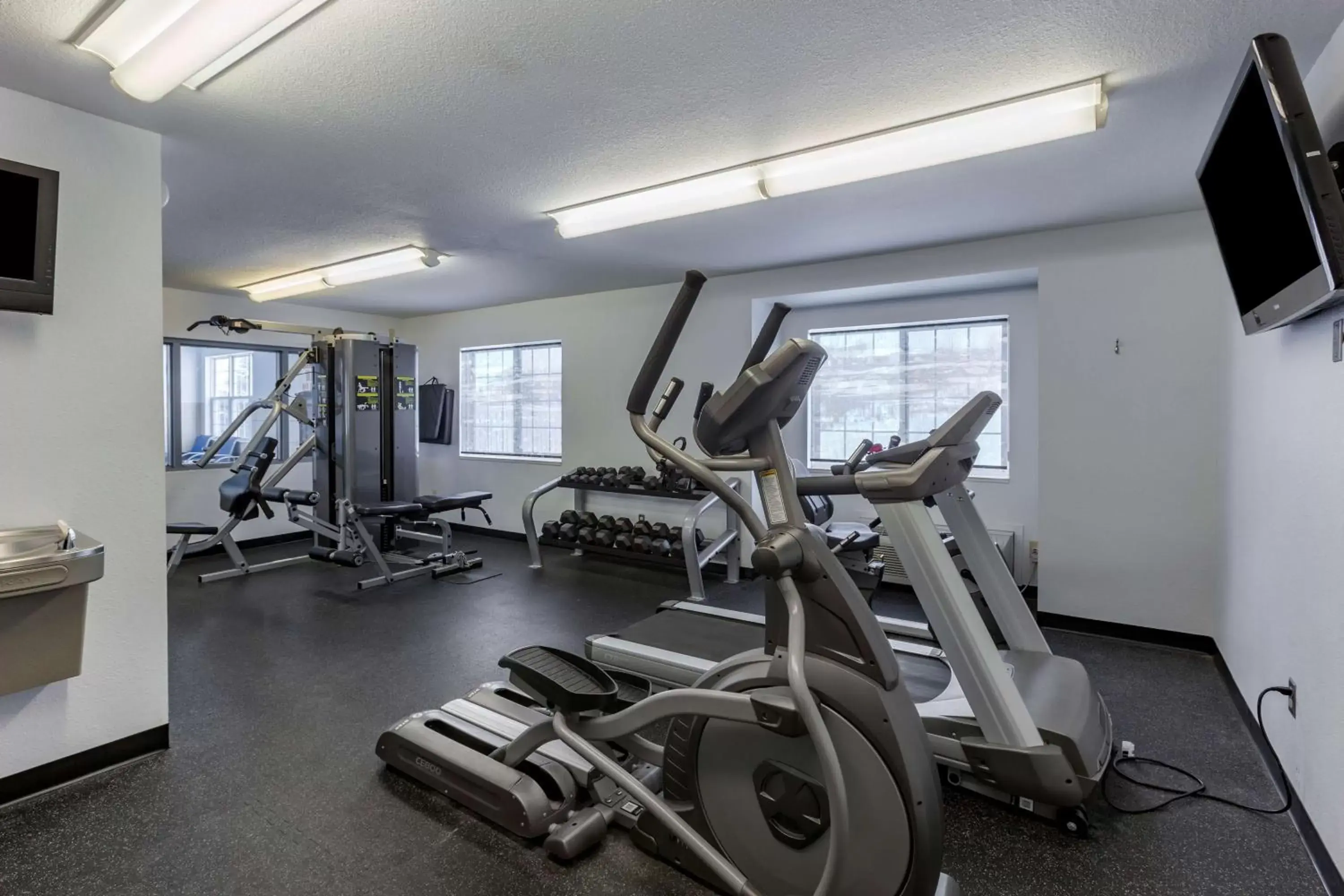 Fitness centre/facilities, Fitness Center/Facilities in Best Western Plus Woodstock Inn & Suites
