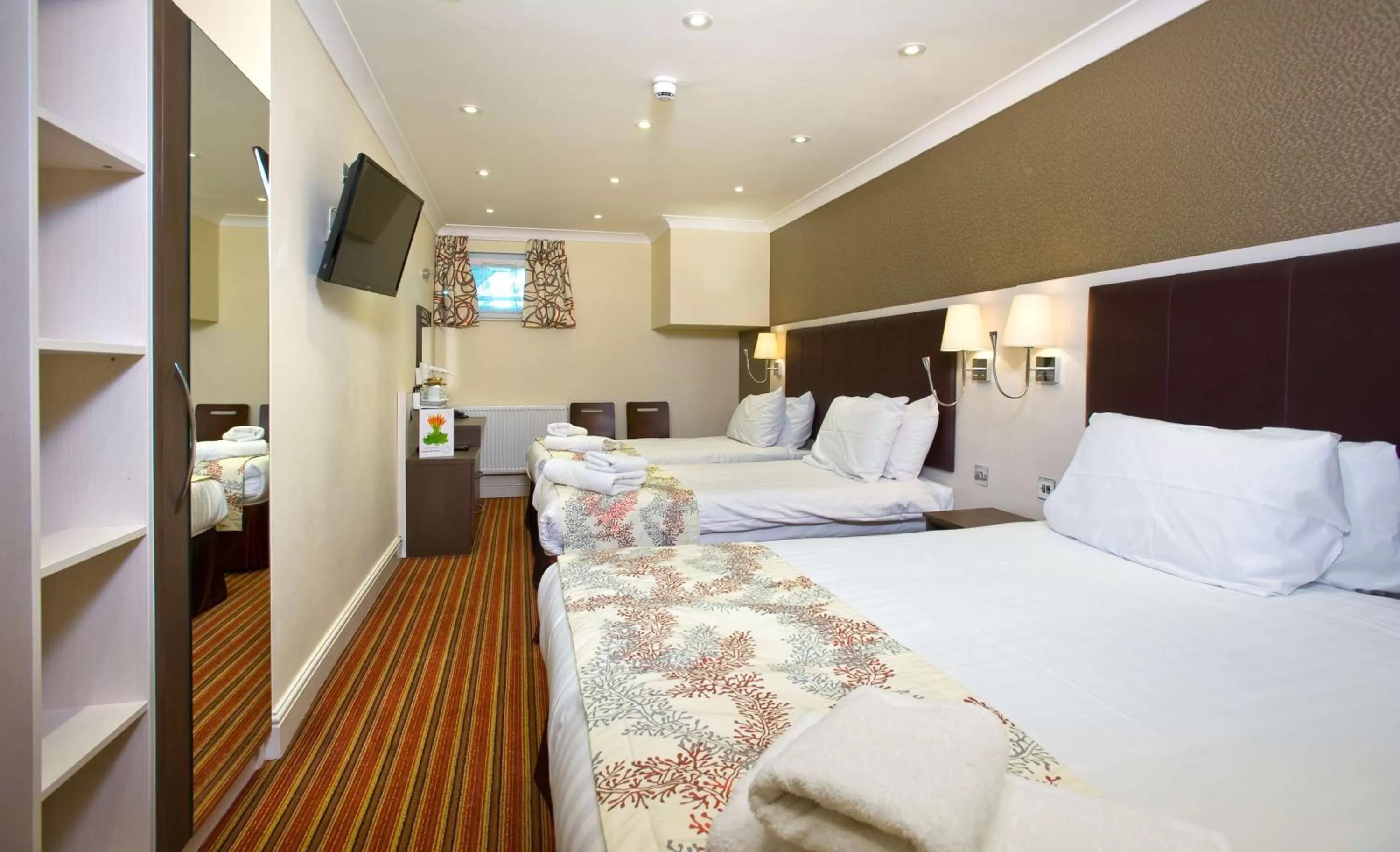 Bed in Best Western Chiswick Palace & Suites London
