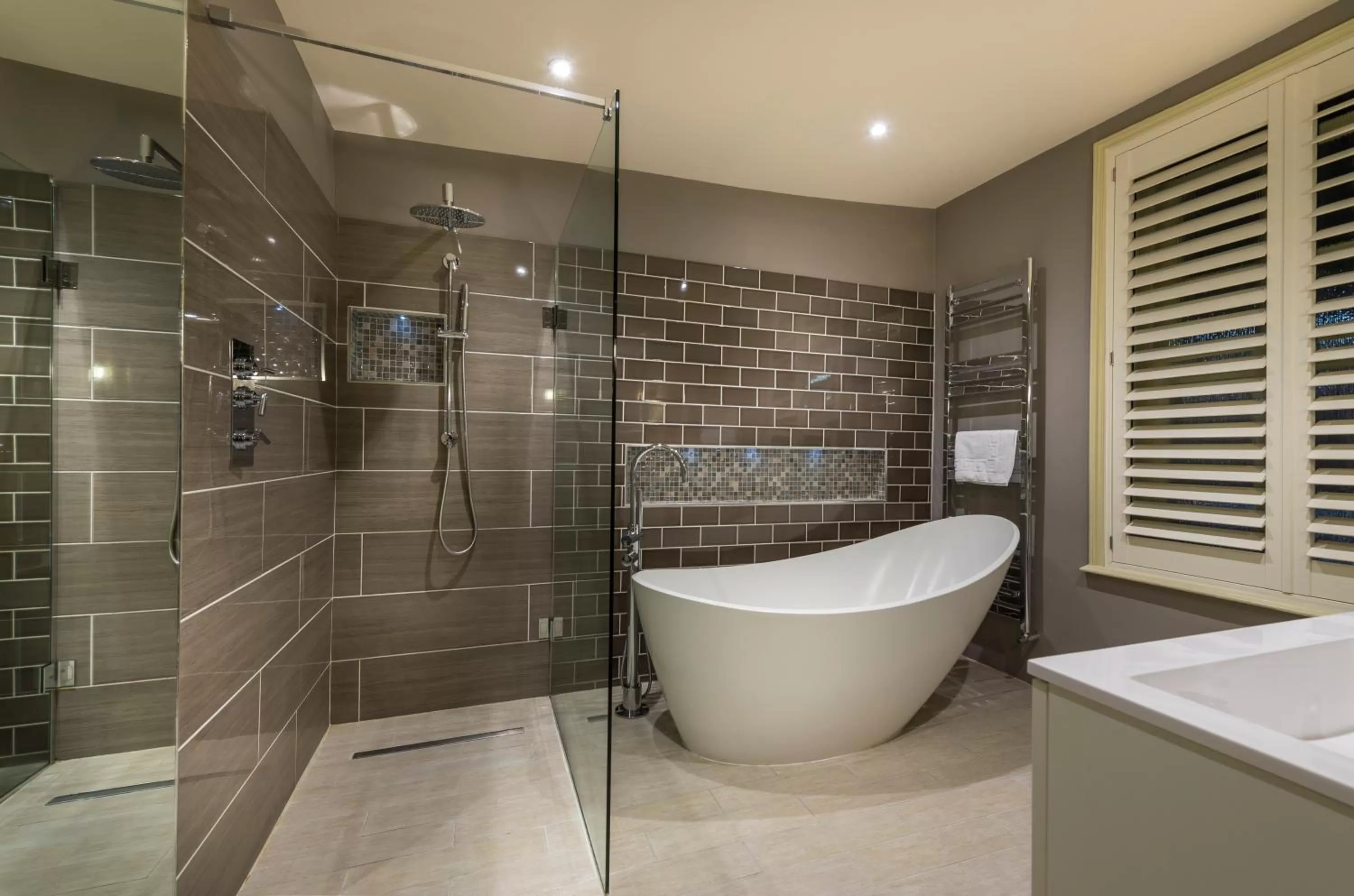 Bathroom in The Feathers Hotel, Ledbury - The Coaching Inn Group