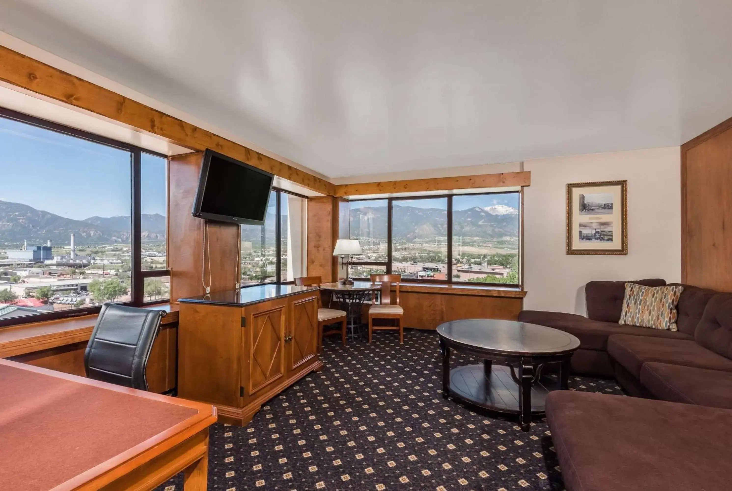 King Suite with Mountain View in The Antlers, A Wyndham Hotel