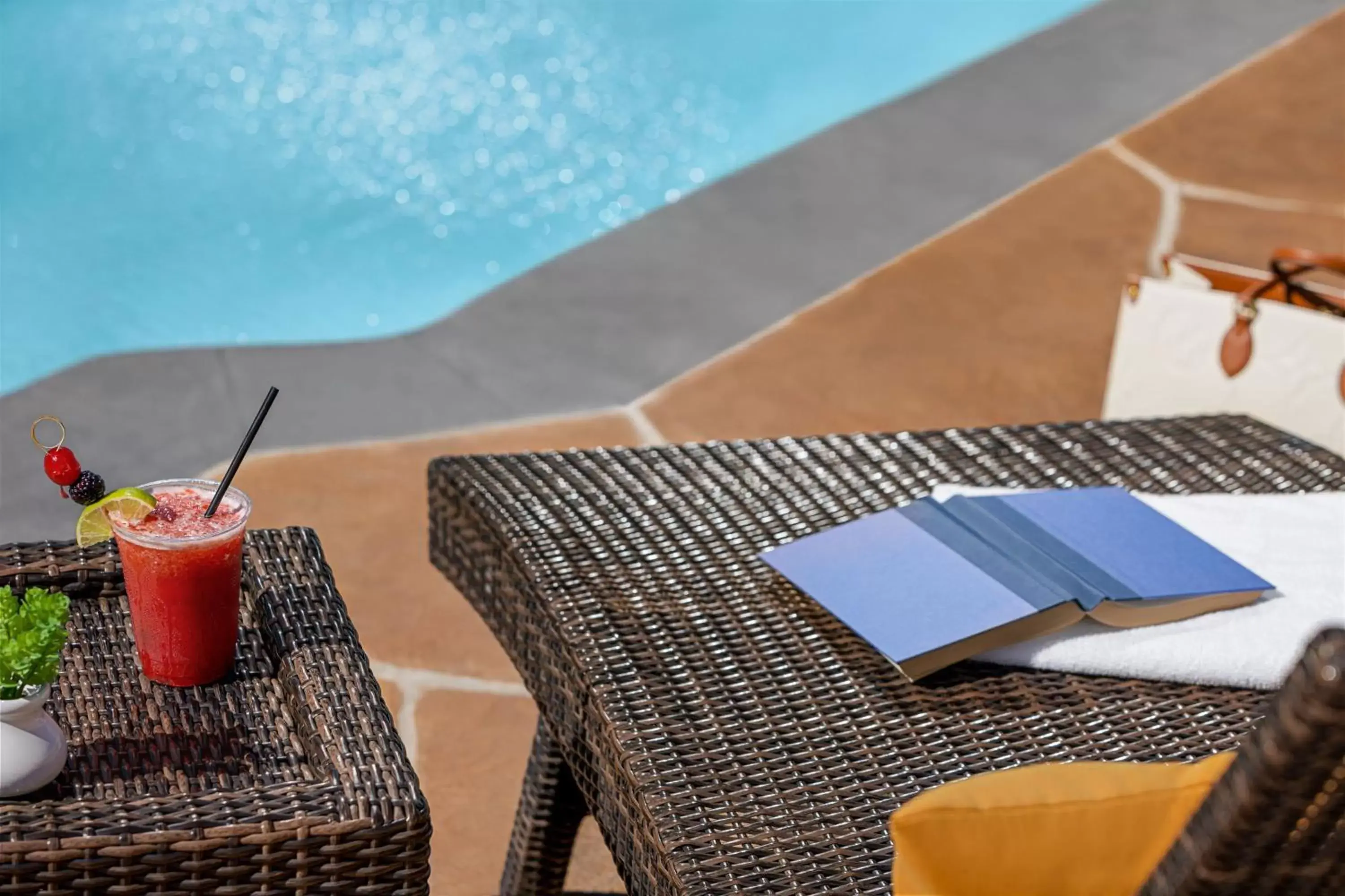 Swimming pool in Magnolia Hotel Houston, a Tribute Portfolio Hotel