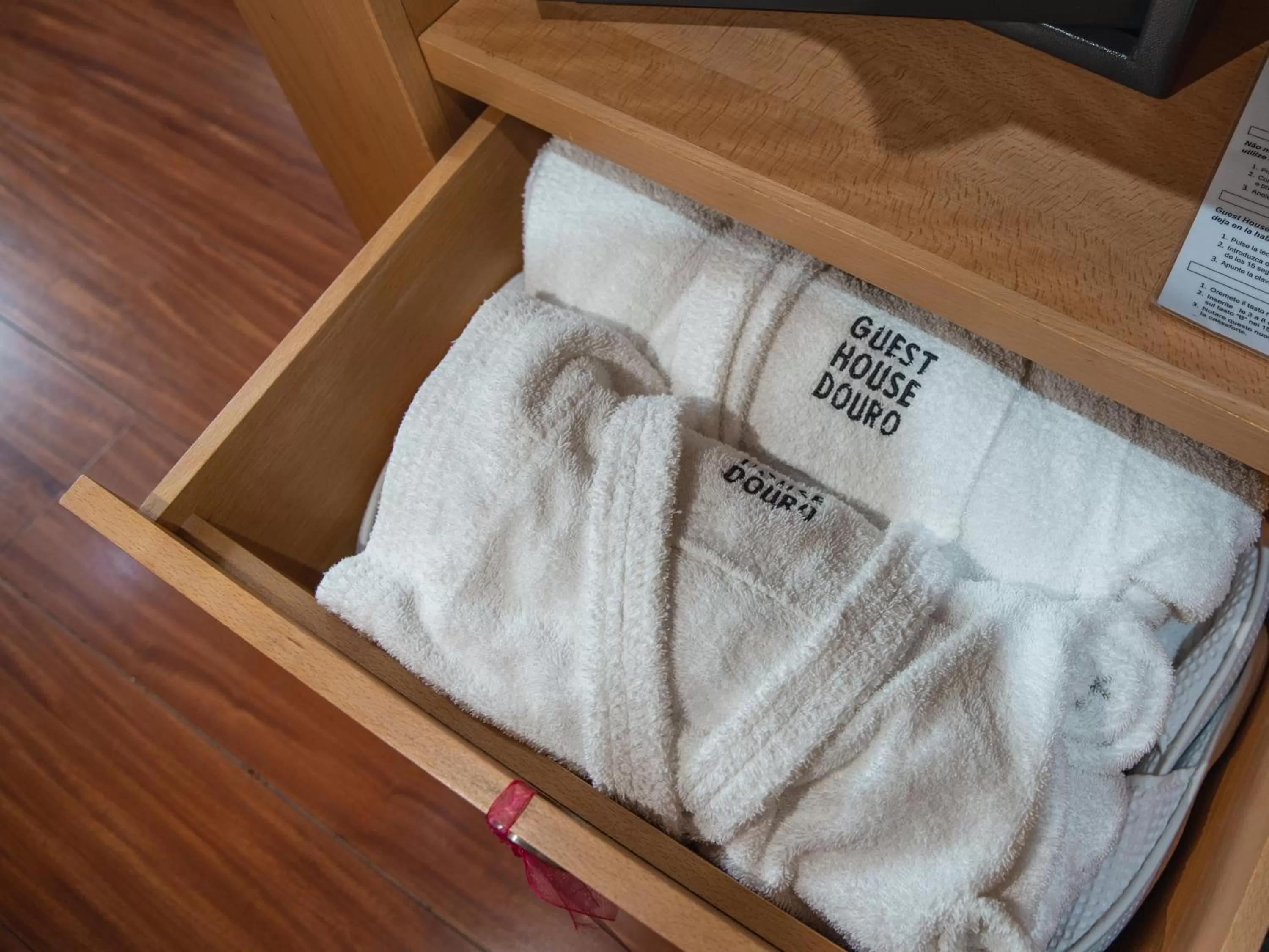 Property logo or sign in Guest House Douro