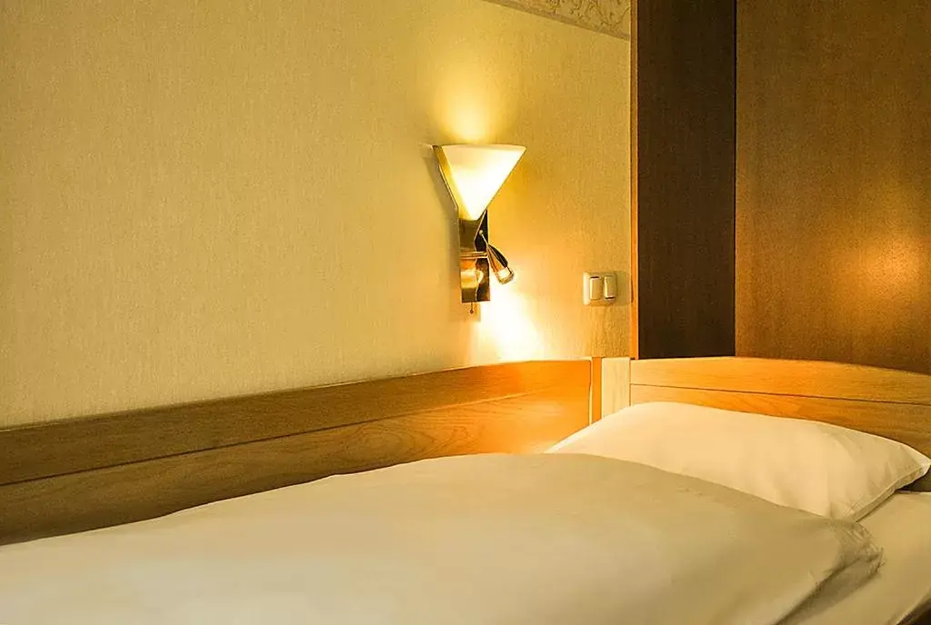 Single Room - single occupancy in Hotel-Restaurant Schmachtenbergshof Single Room - single occupancy in Hotel-Restaurant Schmachtenbergshof