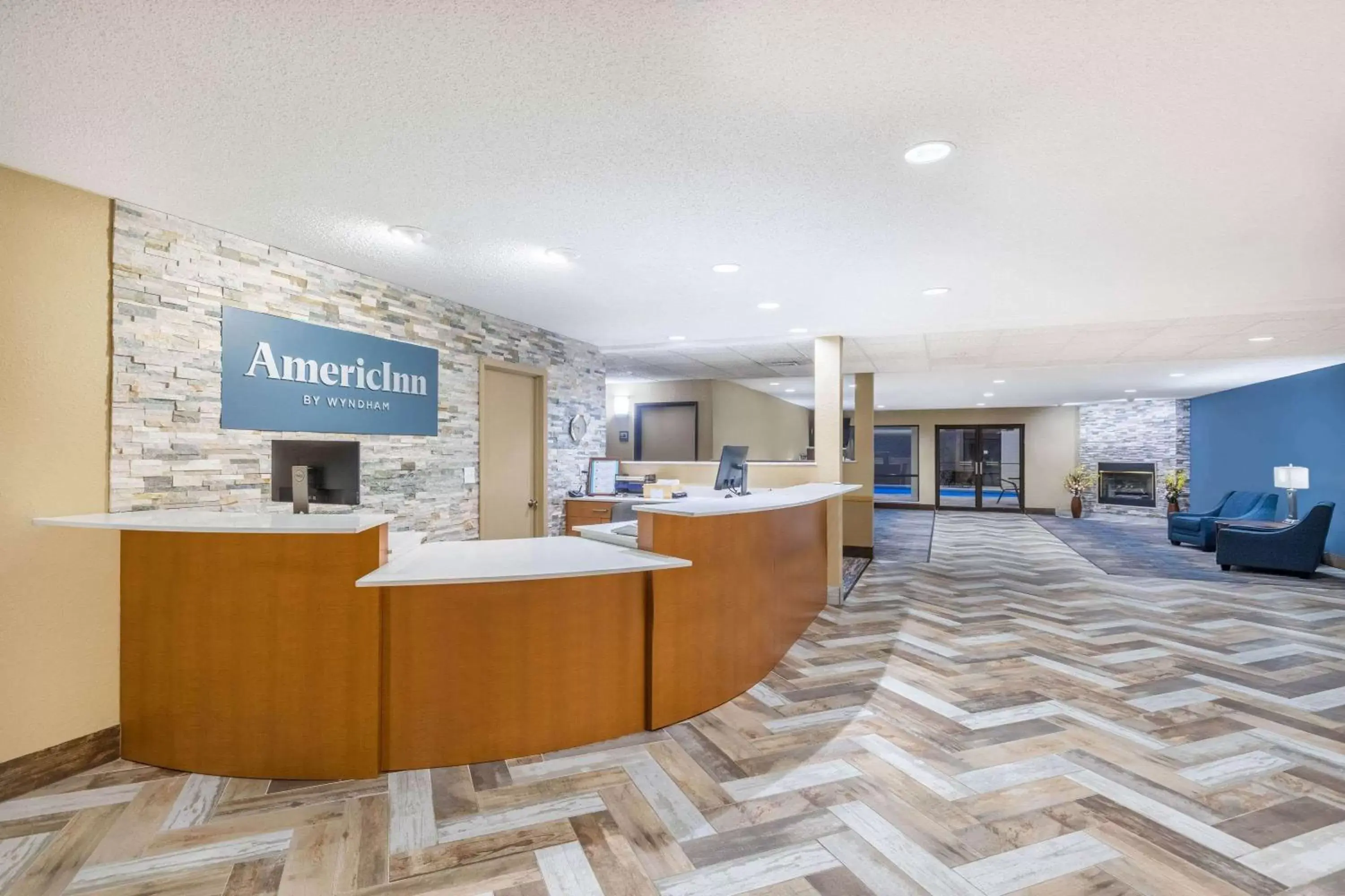 Lobby or reception, Lobby/Reception in AmericInn by Wyndham Prairie du Chien