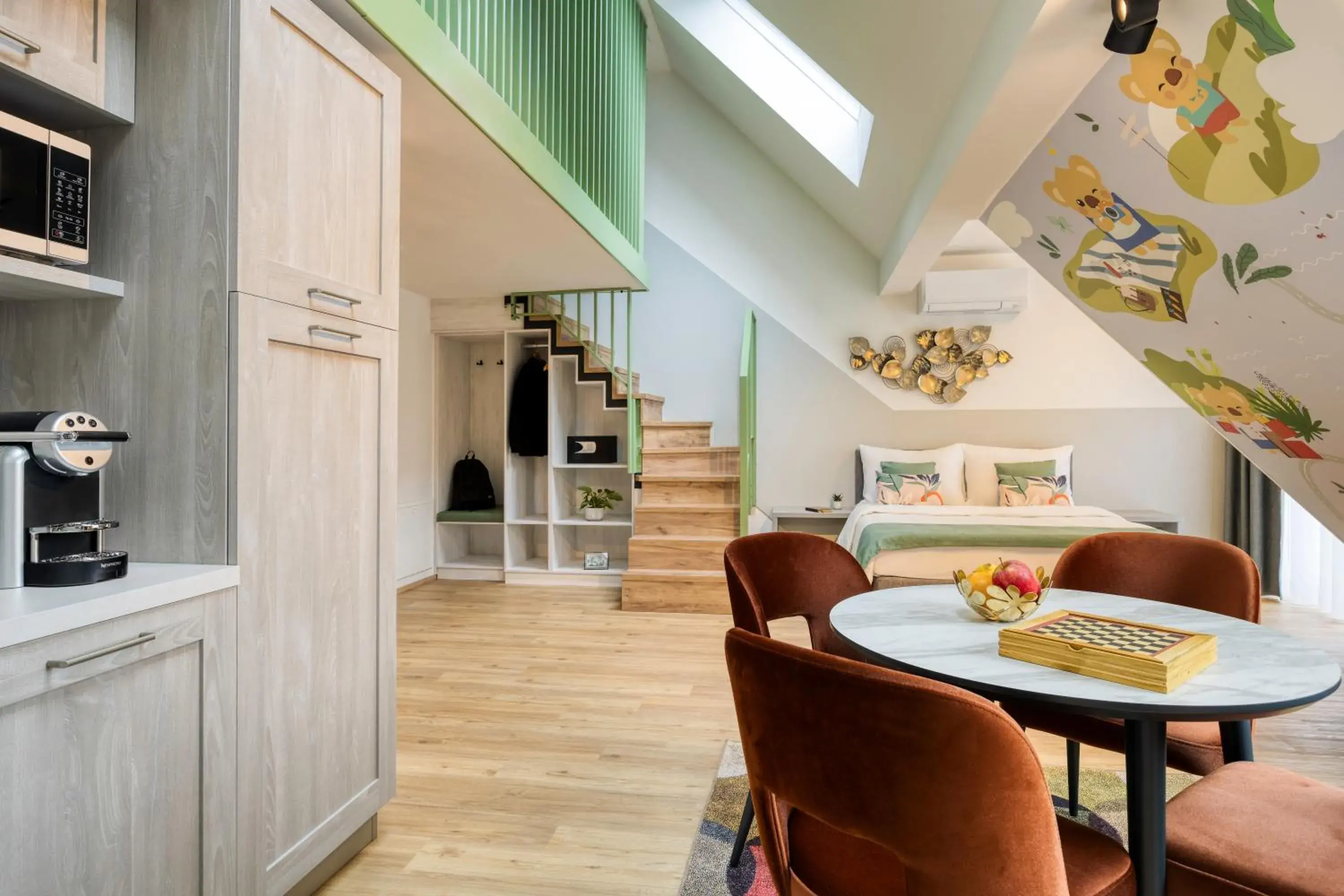 Kitchen or kitchenette, Dining Area in Somerset Schoenbrunn Vienna