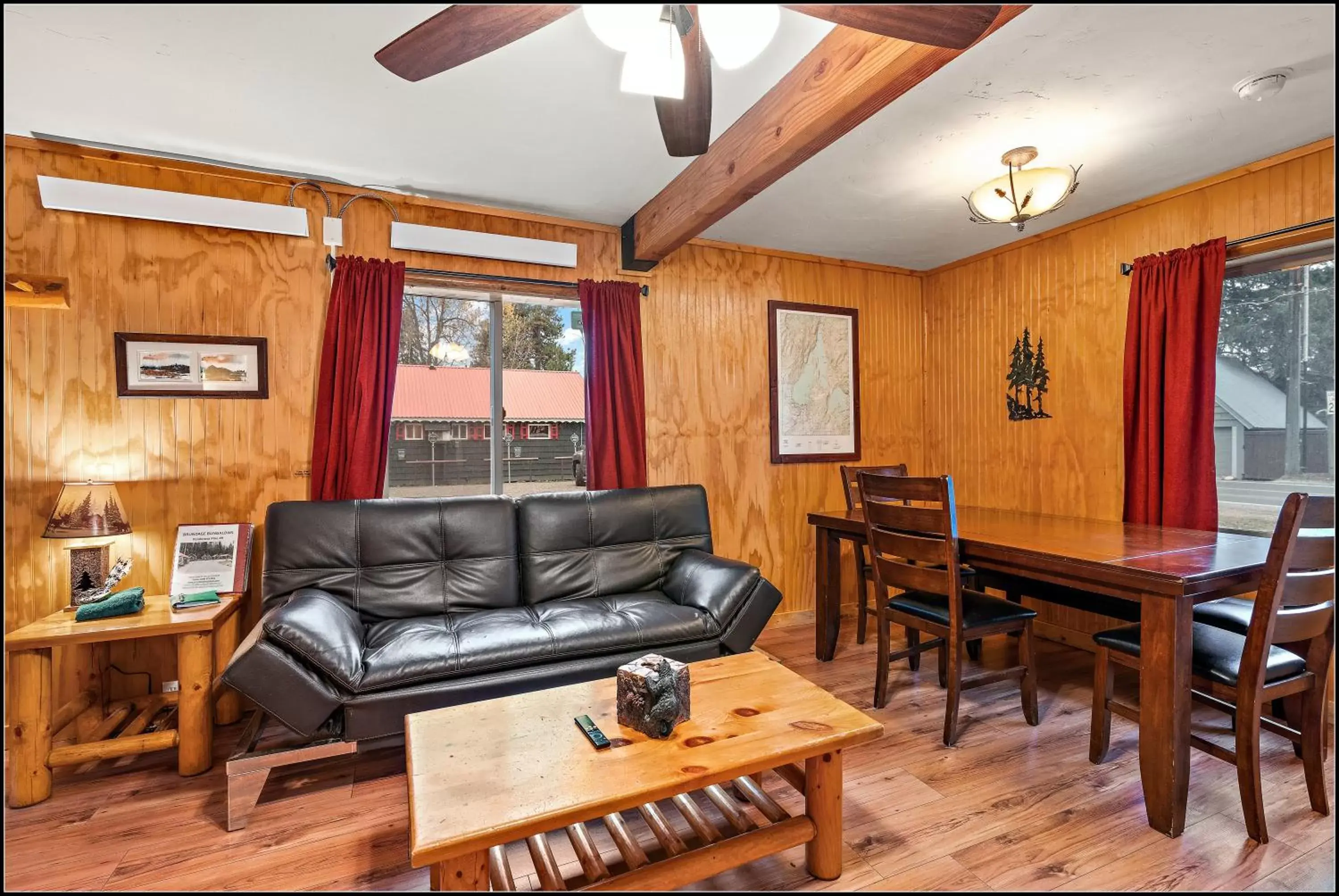 Living room, Seating Area in Brundage Bungalows