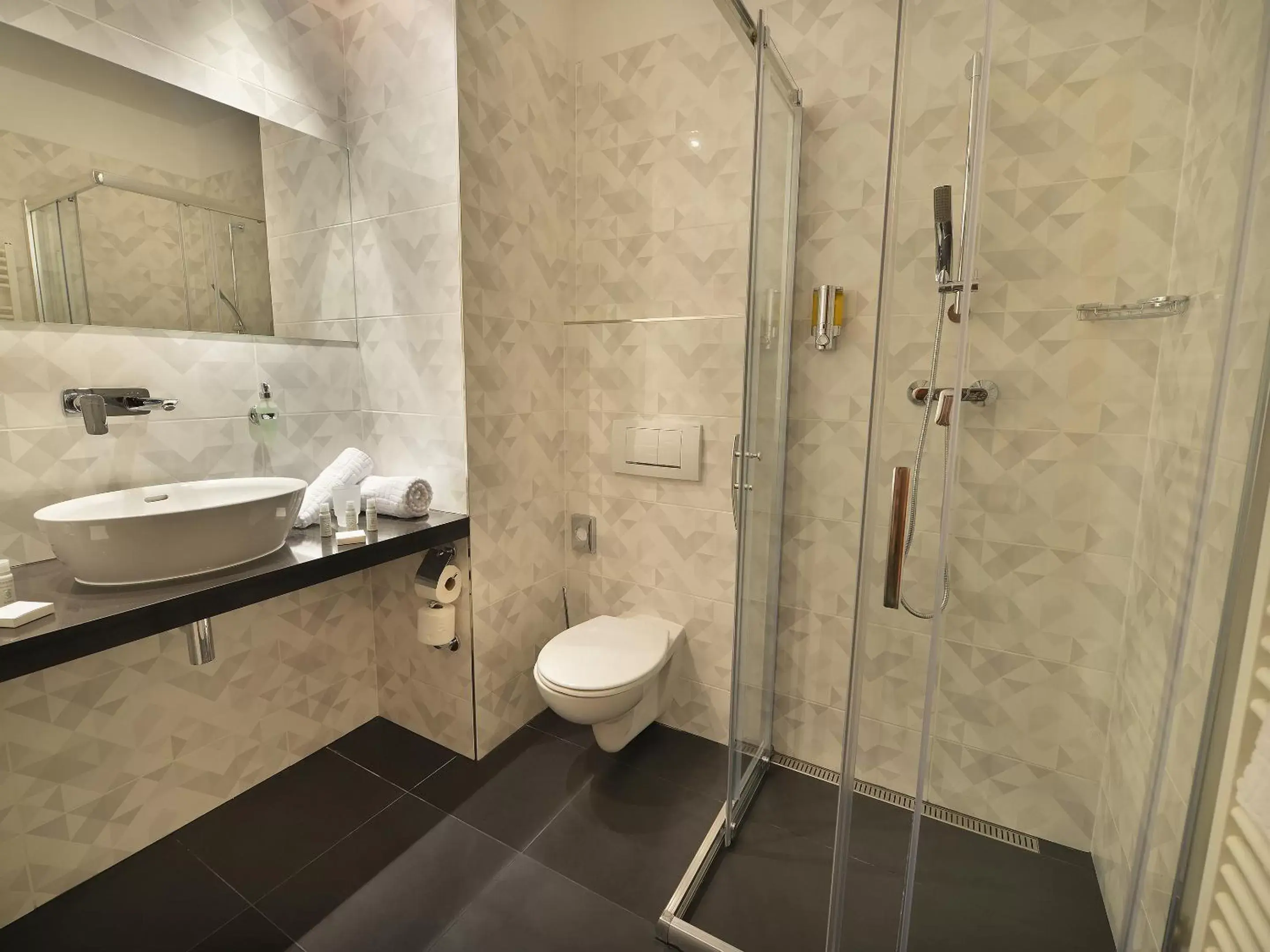 Shower, Bathroom in Ramada Airport Hotel Prague