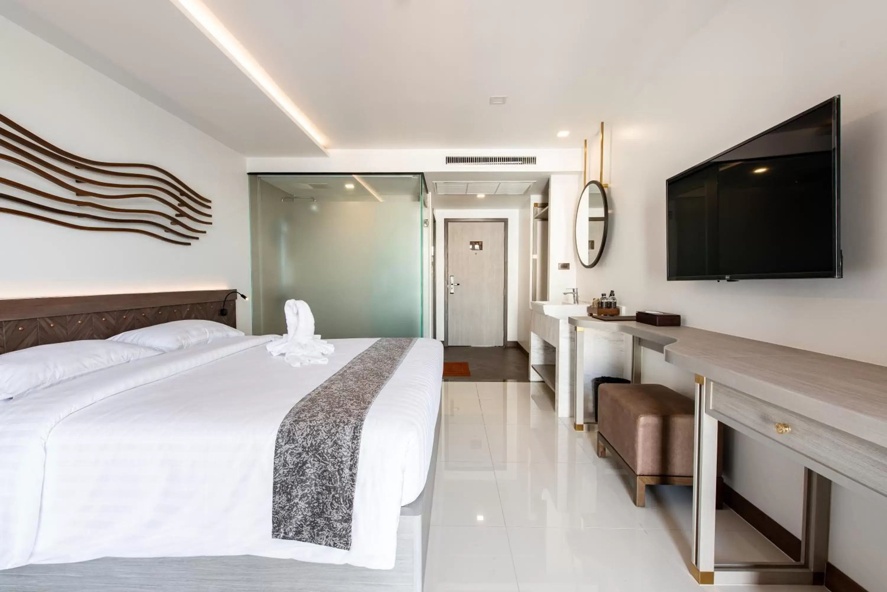 Superior Double Room in Blackwoods Hotel Pattaya - SHA Extra Plus Superior Double Room in Blackwoods Hotel Pattaya - SHA Extra Plus