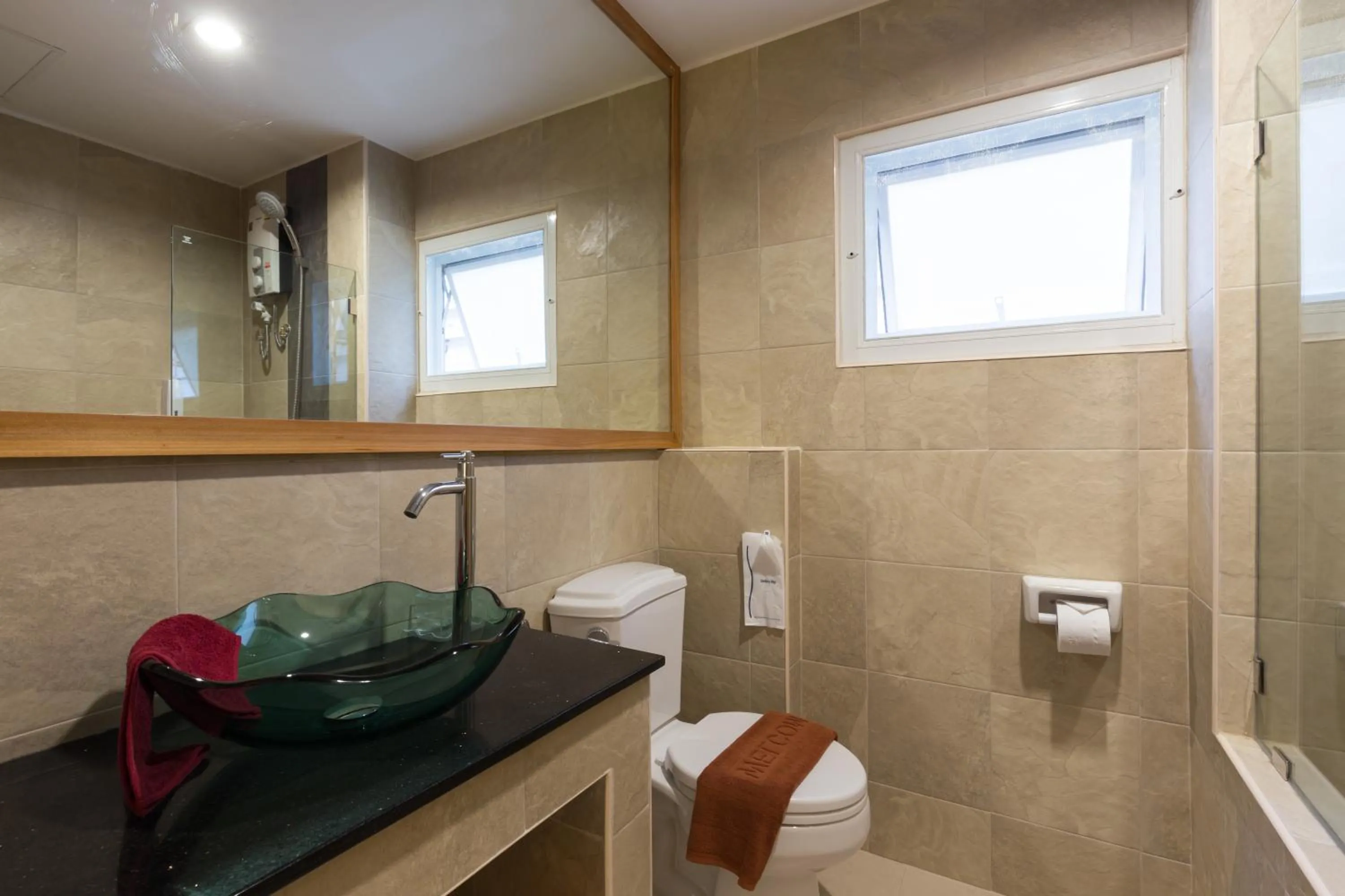 Bathroom in Tee Pak Dee Resident Phuket