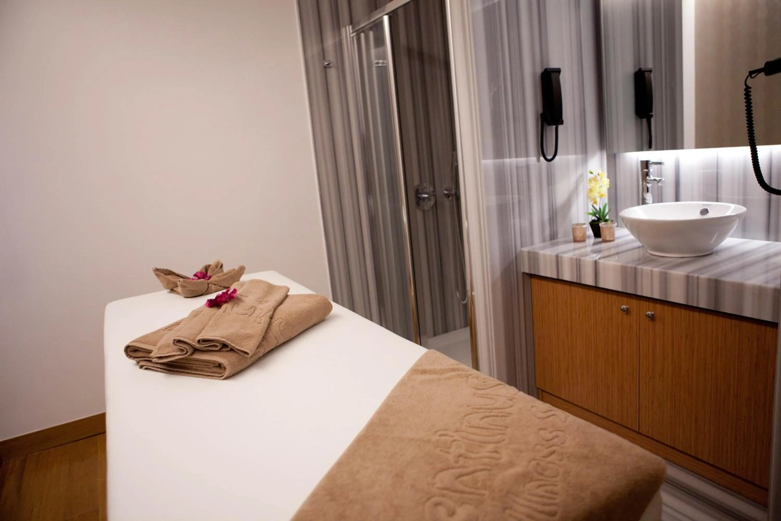 Massage, Bed in Innova Sultanahmet Istanbul