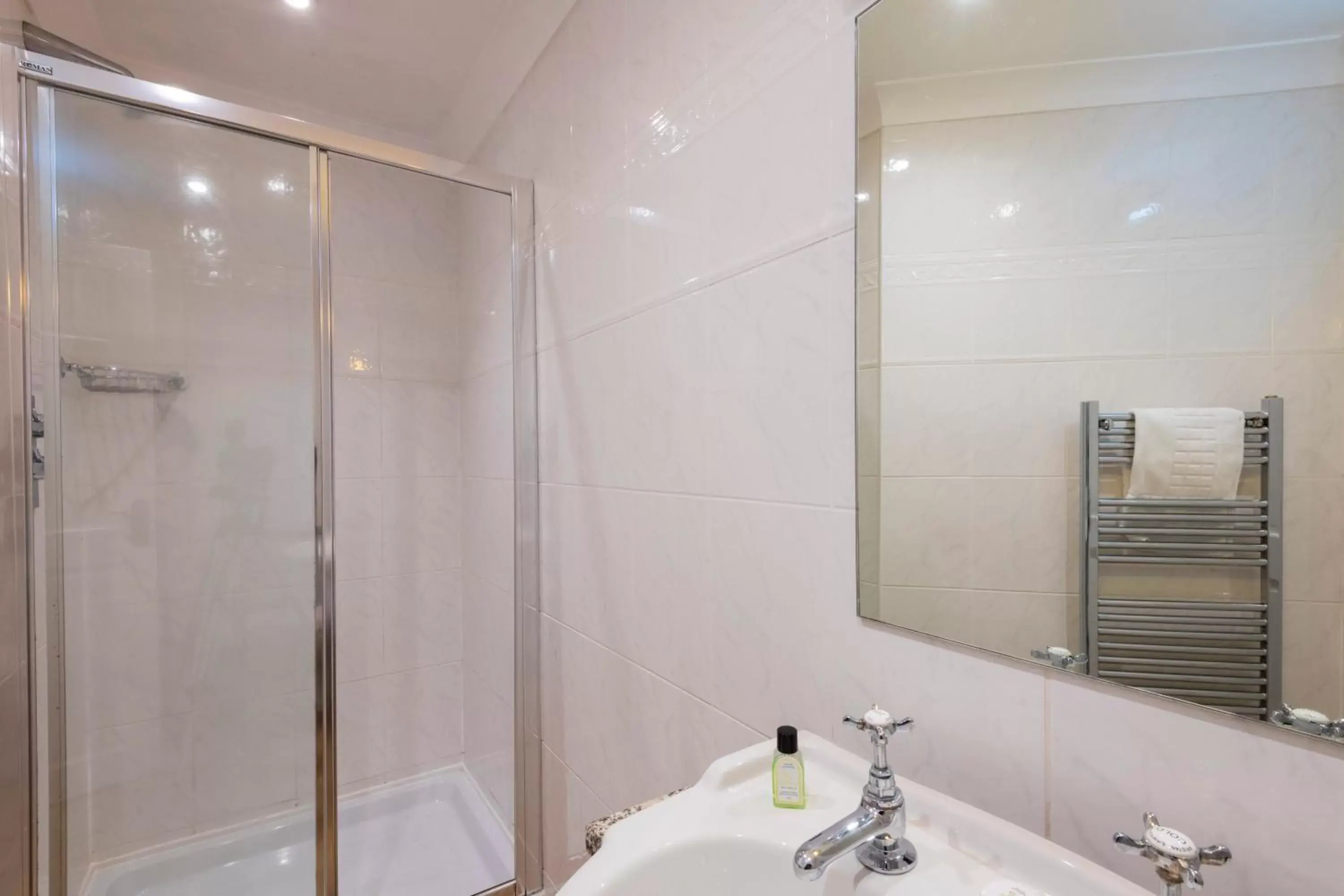 Shower, Bathroom in Porth Veor Manor Villas & Apartments