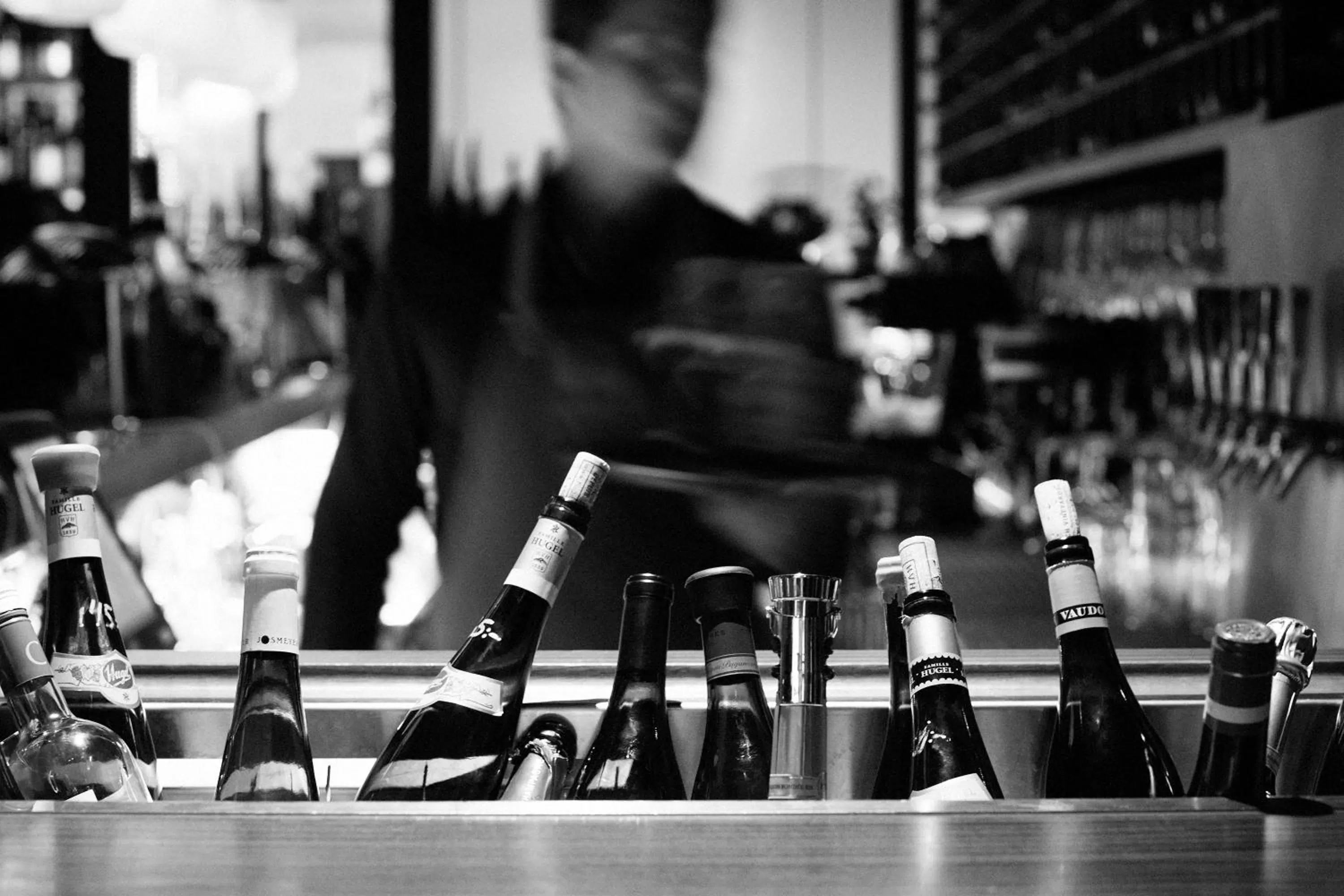 Restaurant/places to eat in At Six