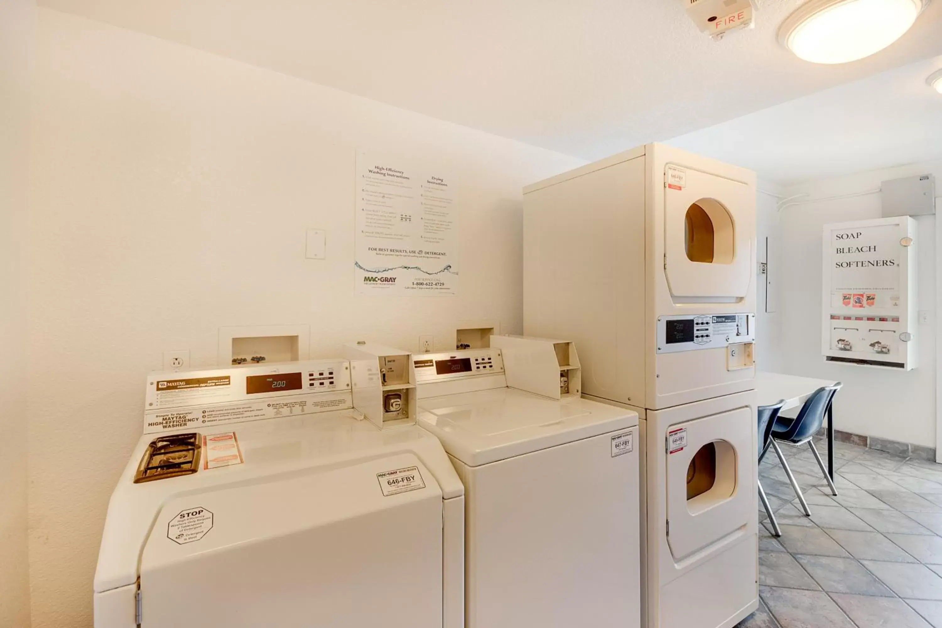 Other, Kitchen/Kitchenette in Motel 6-Bellingham, WA