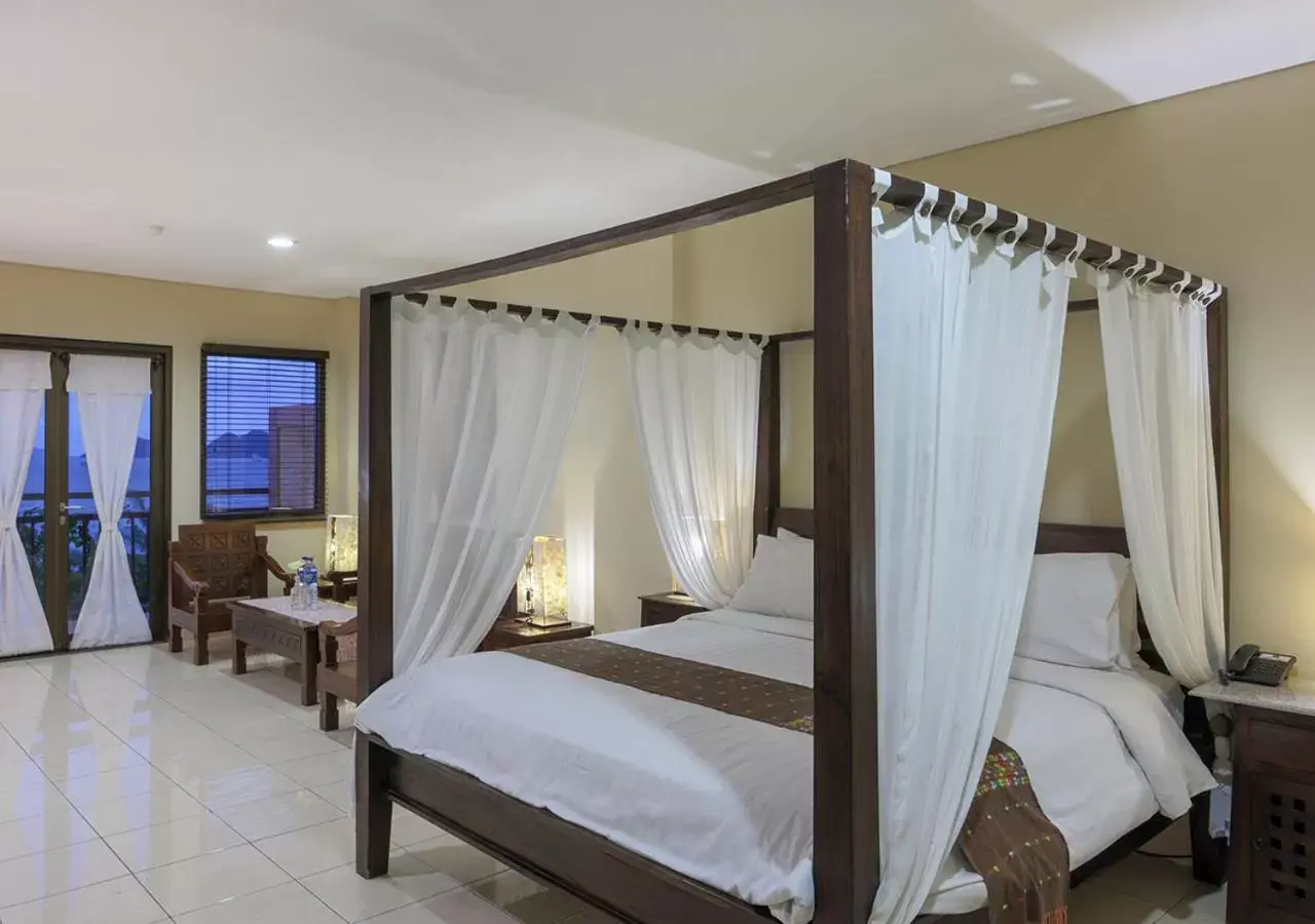 Bed in The Jayakarta Suites Komodo Flores