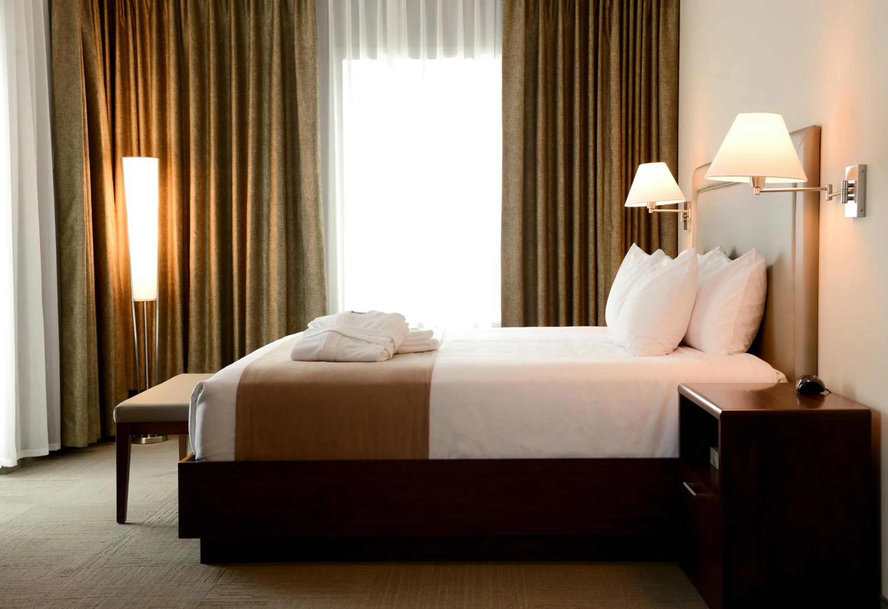 Photo of the whole room, Bed in Château Arnaud