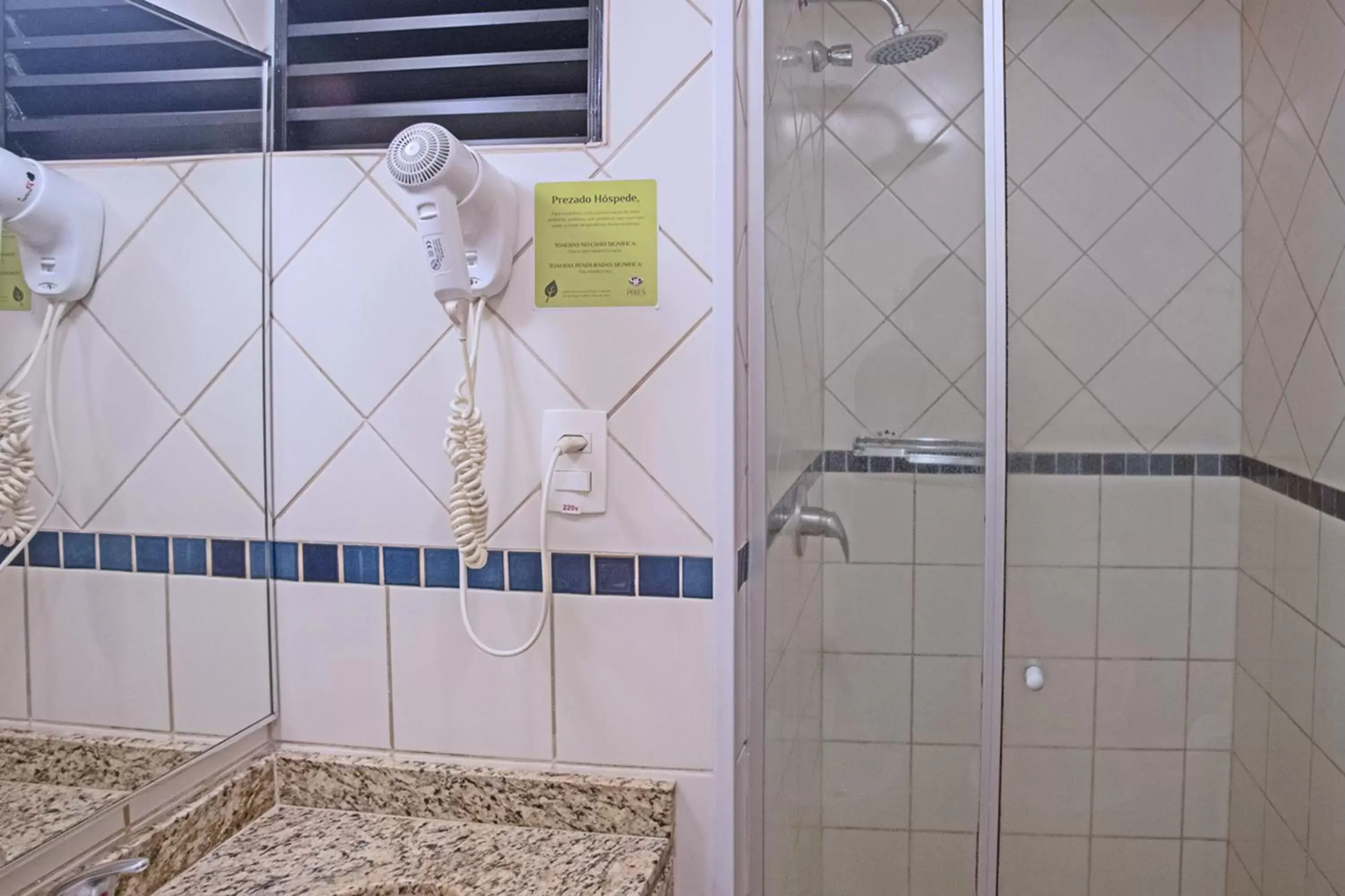 Bathroom in Atobá Praia Hotel