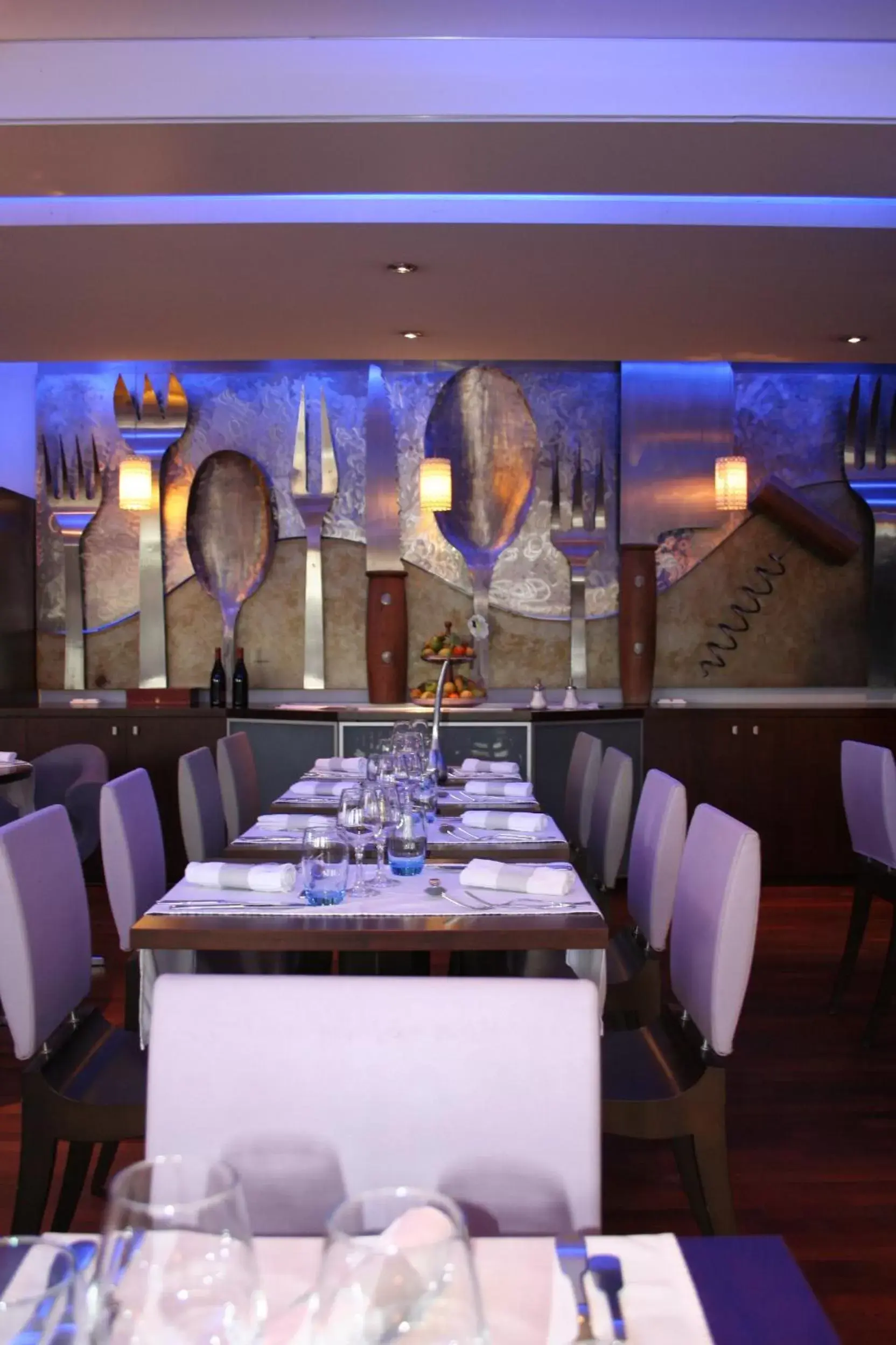 Restaurant/Places to Eat in Kyriad Dijon Est Mirande