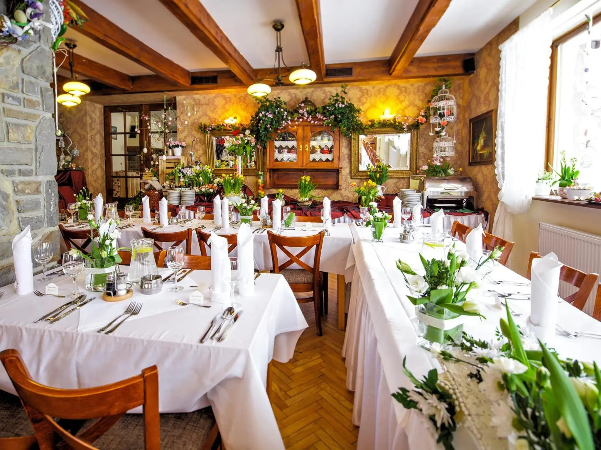 Restaurant/Places to Eat in Czarny Potok