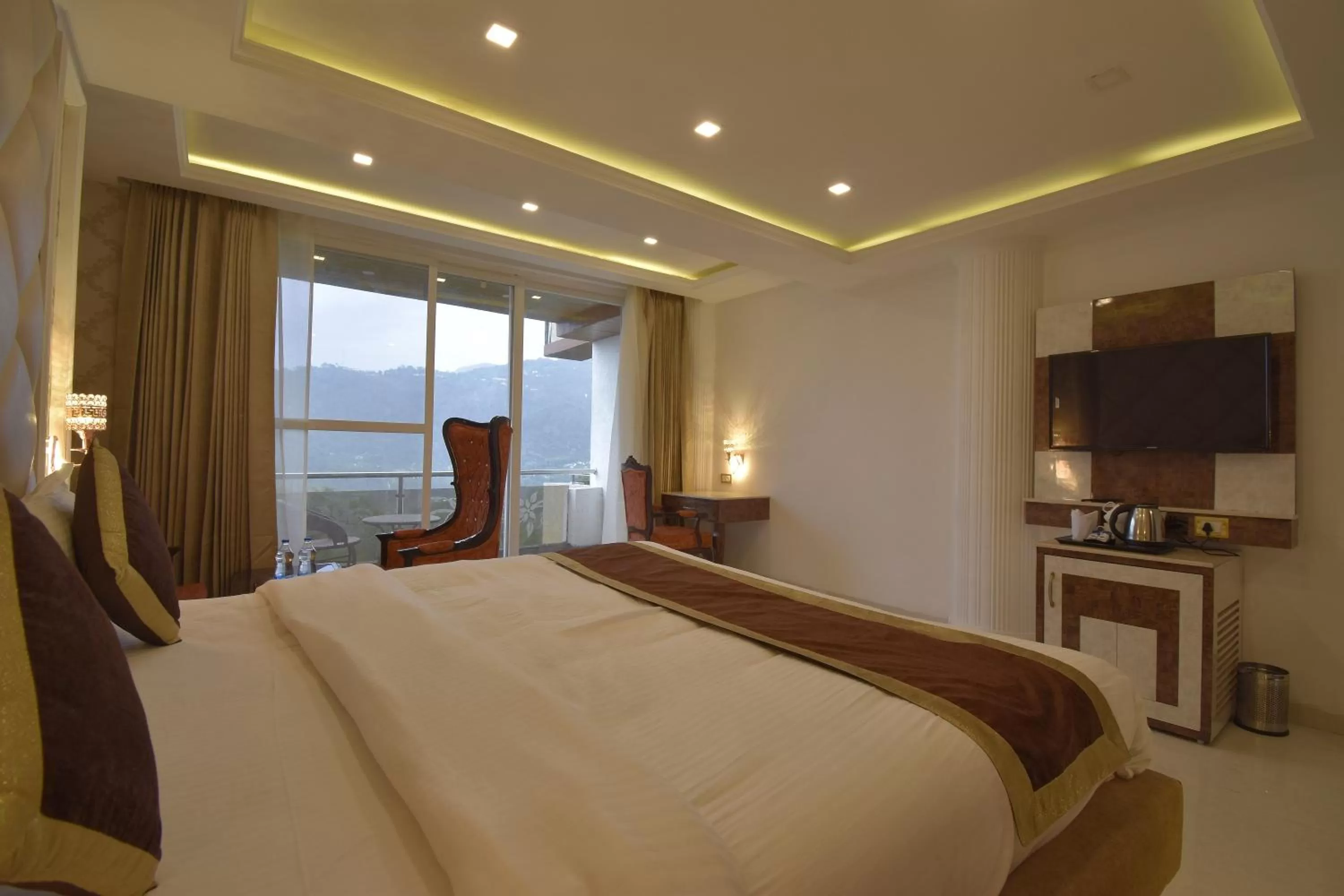 Bed in The Royal Castle AC Centralized