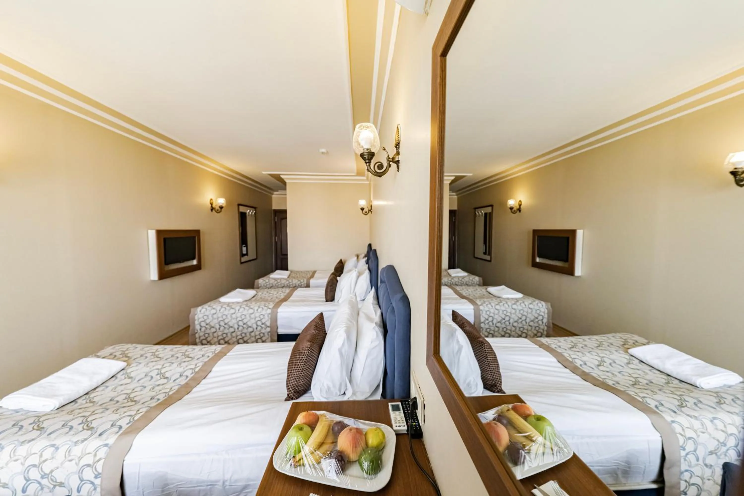 Photo of the whole room, Bed in Grand Hamit Hotel