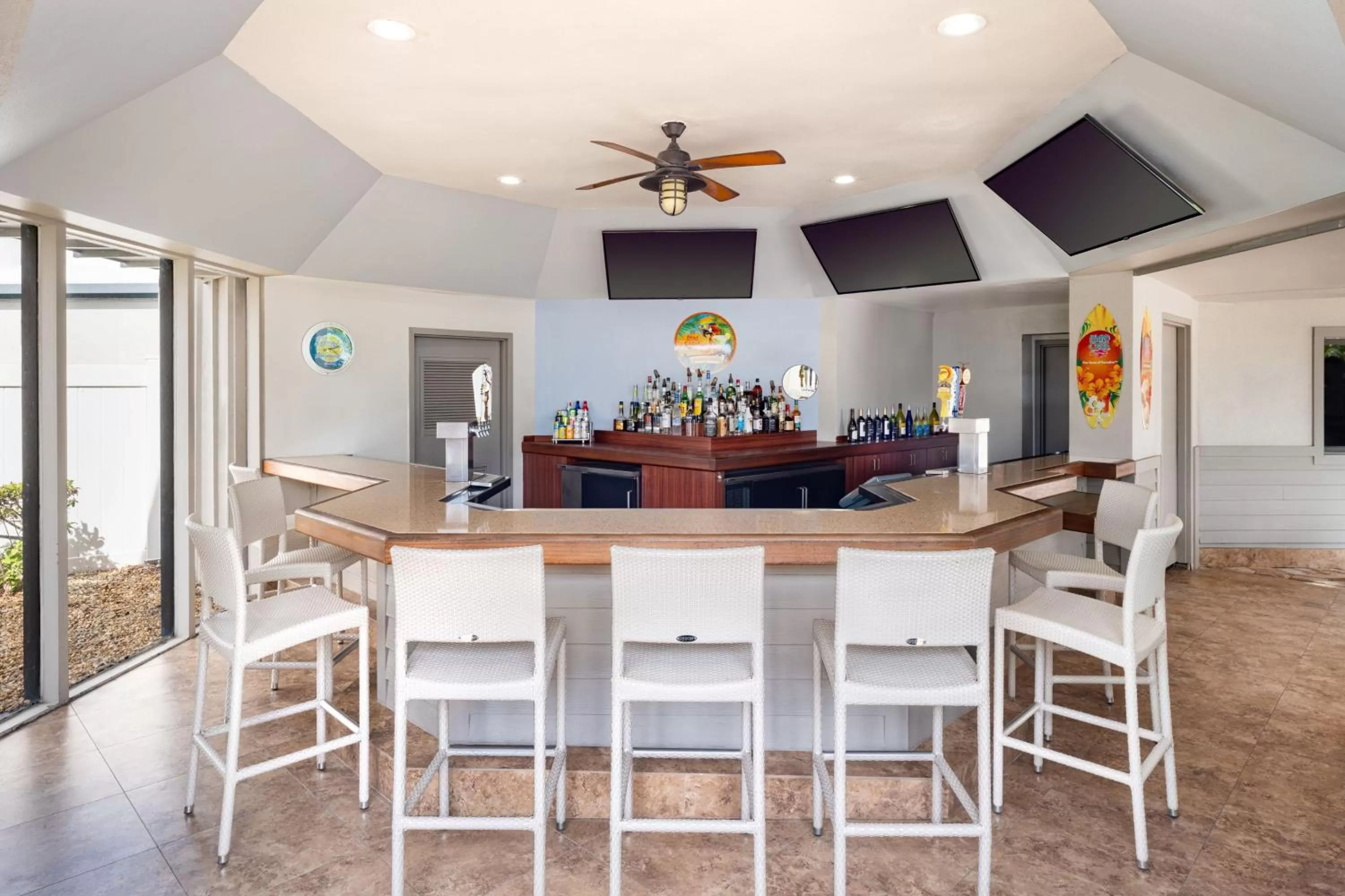 Swimming pool in Four Points by Sheraton Orlando International Drive