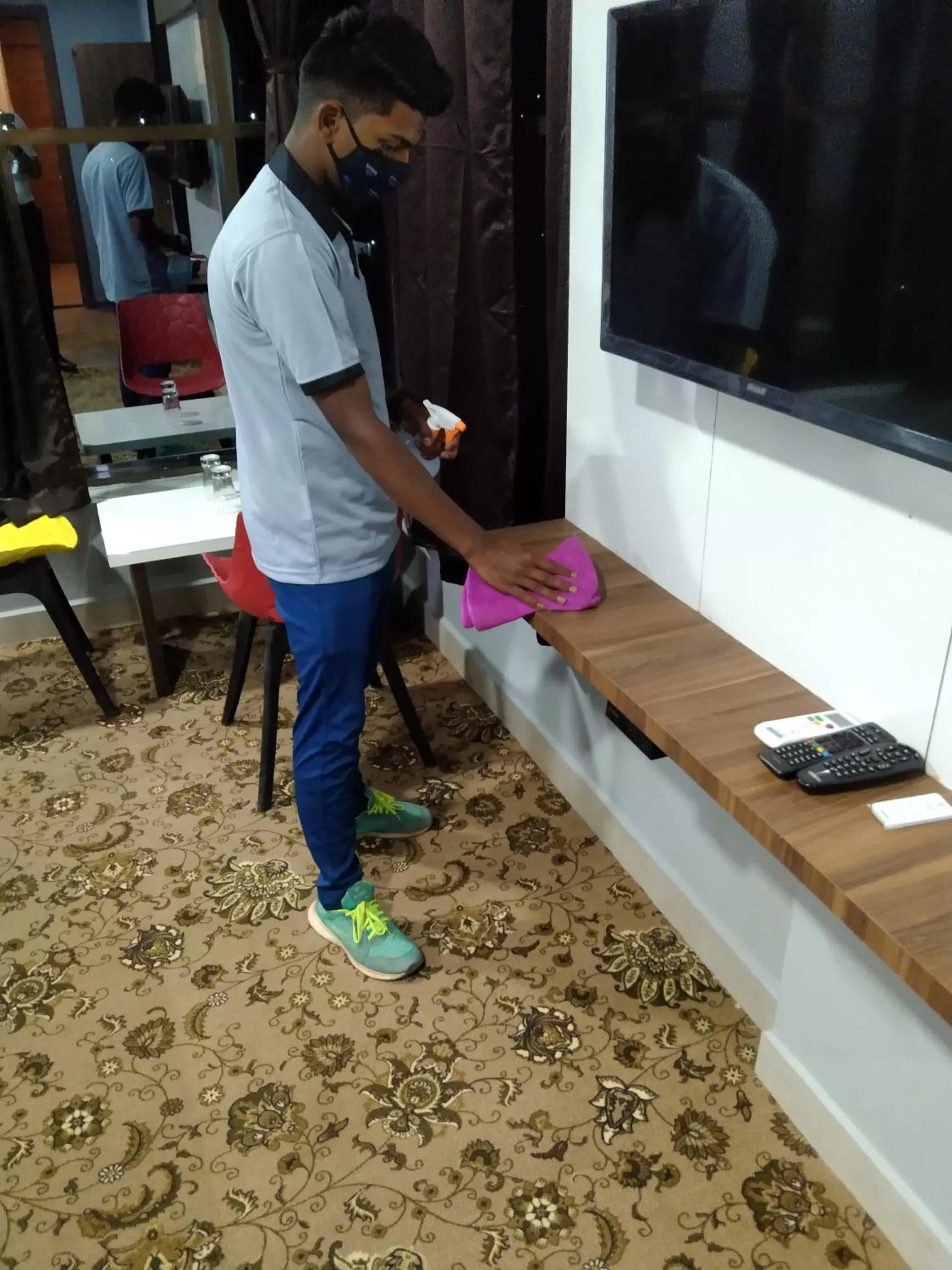 Staff in Hotel Jurkis, Kolhapur