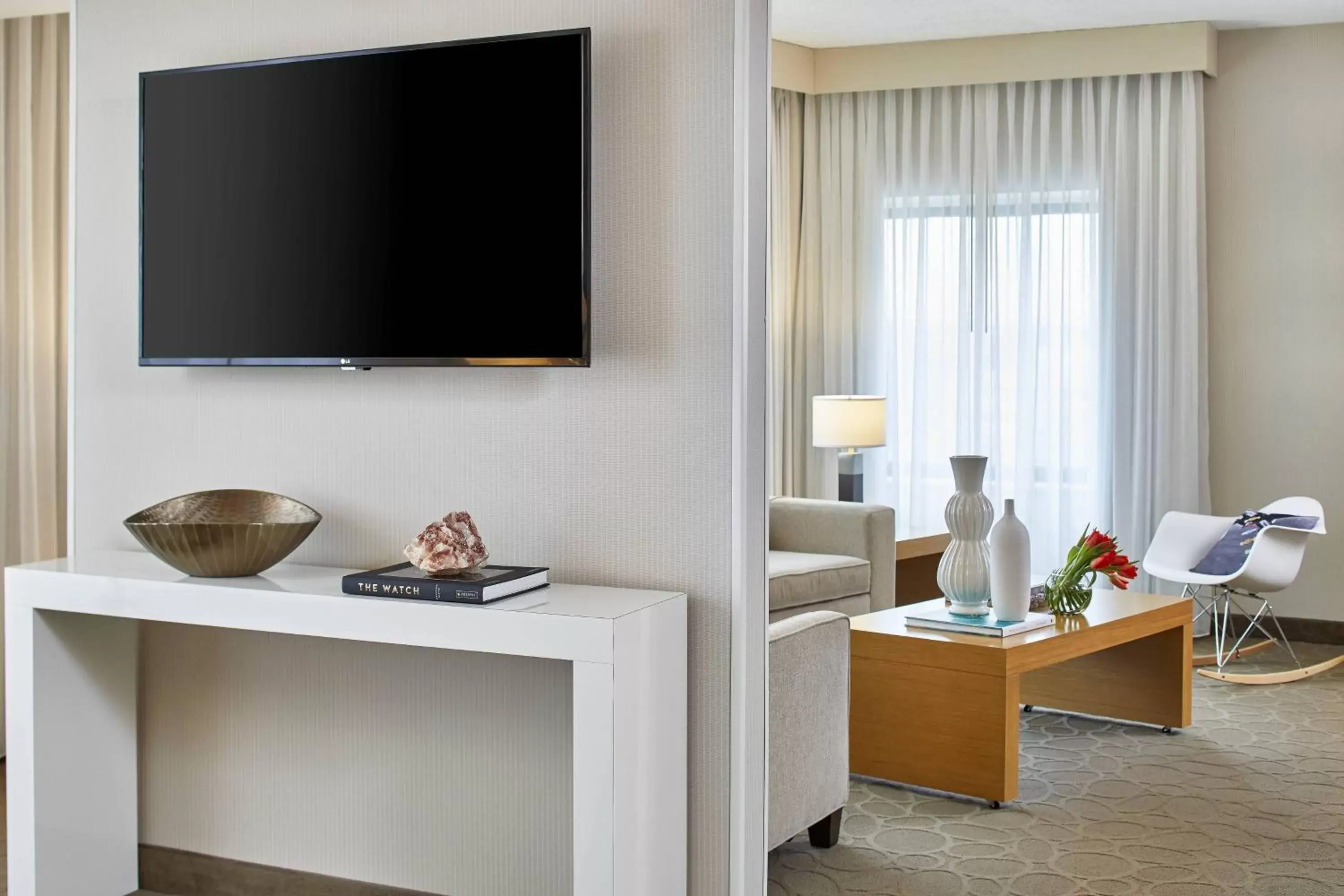 Photo of the whole room, TV/Entertainment Center in Renaissance Chicago Glenview Suites Hotel