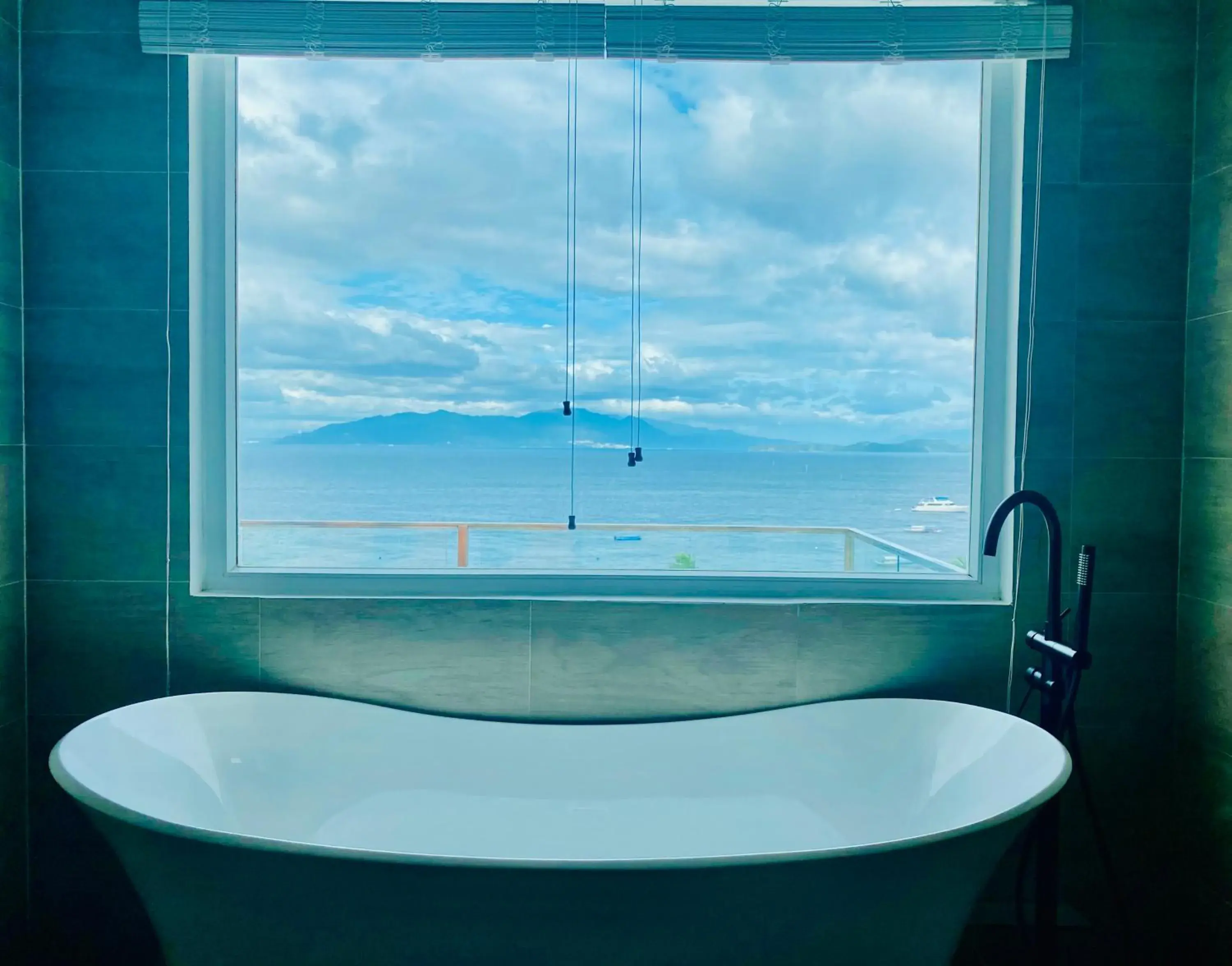 Bathroom in Lalaguna Villas Luxury Dive Resort and Spa