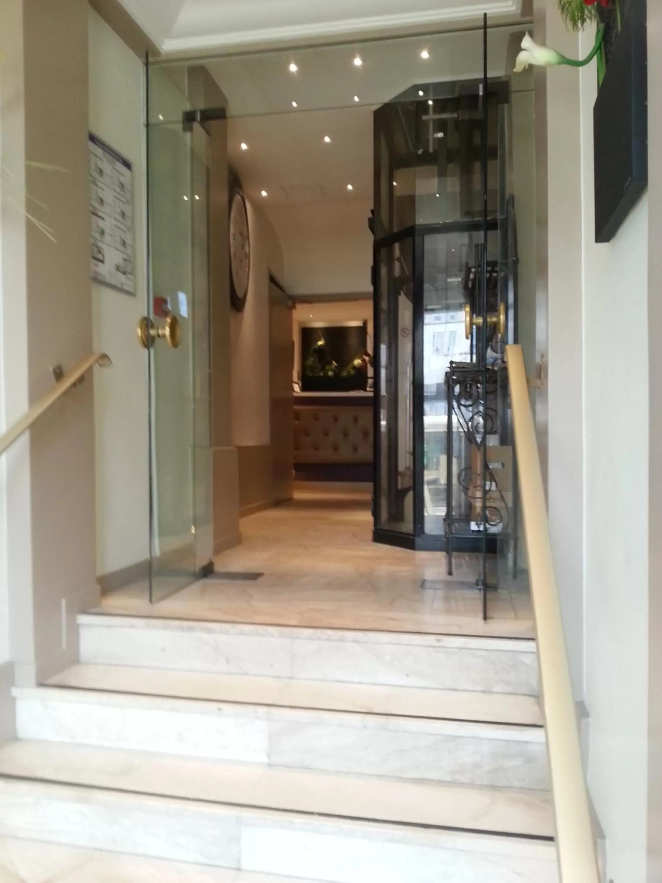 Facade/entrance in Hotel Little Regina Facade/entrance in Hotel Little Regina