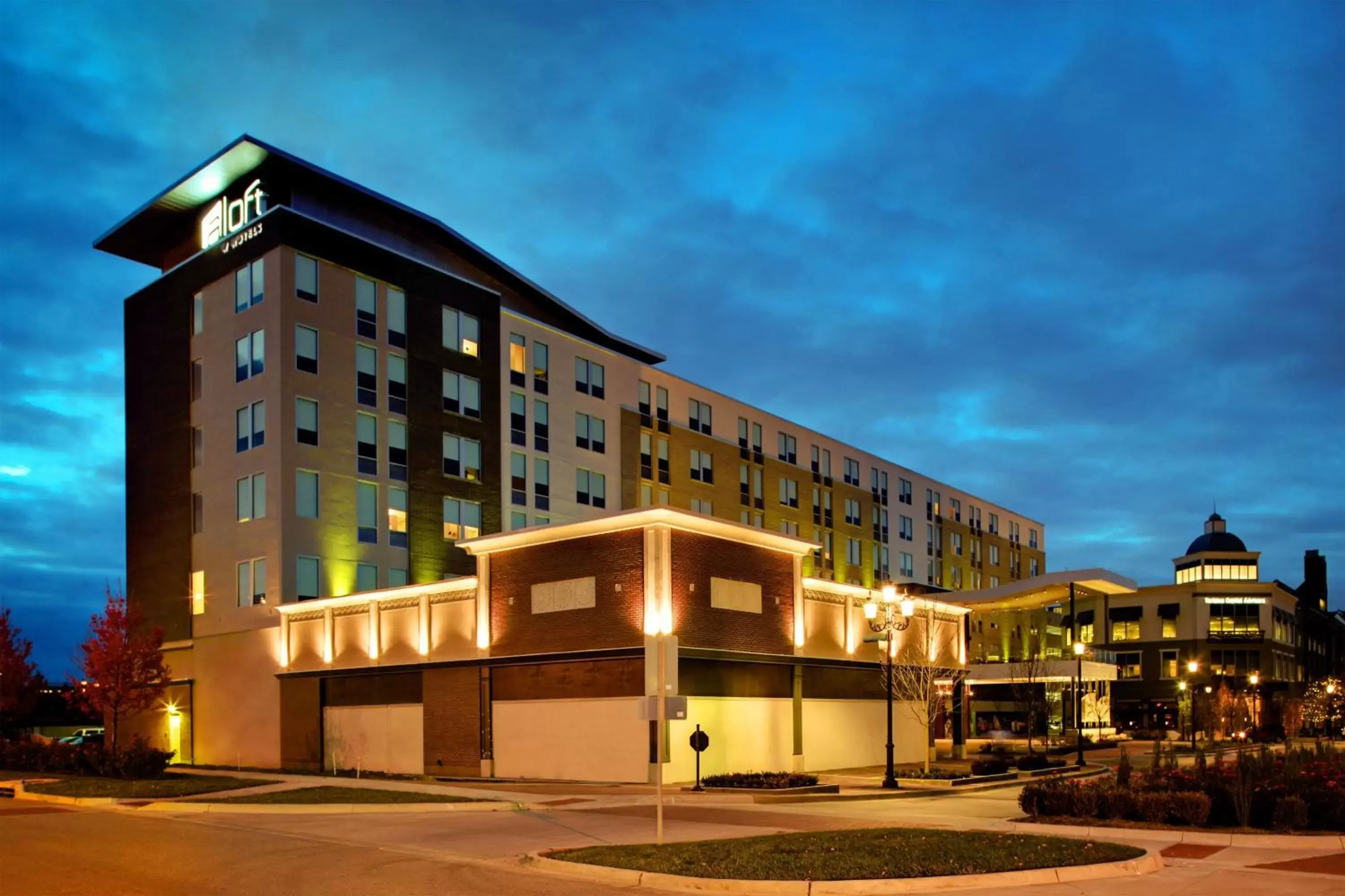 Property Building in Aloft Leawood-Overland Park