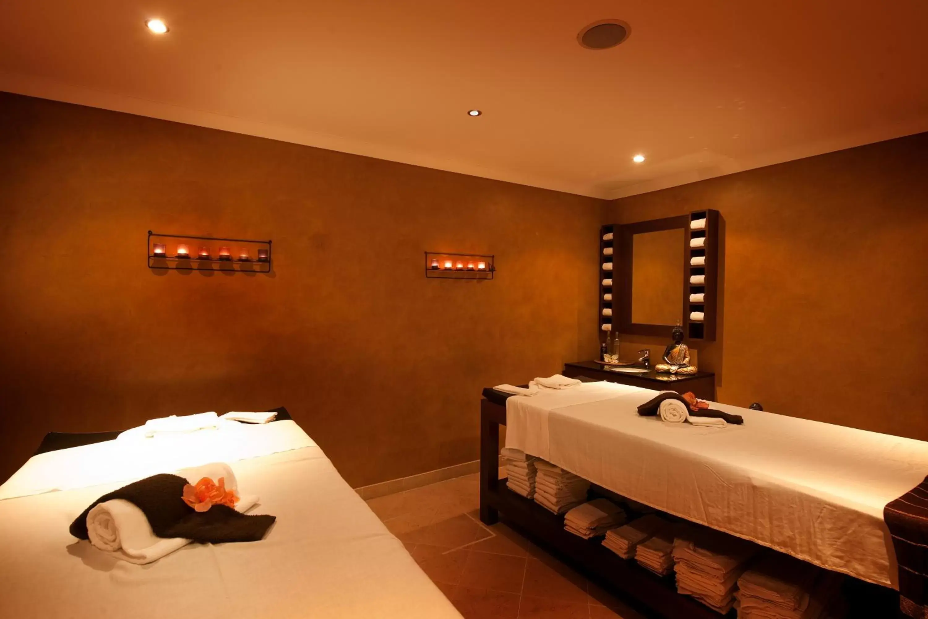 Massage, Bathroom in Vila Gale Albacora