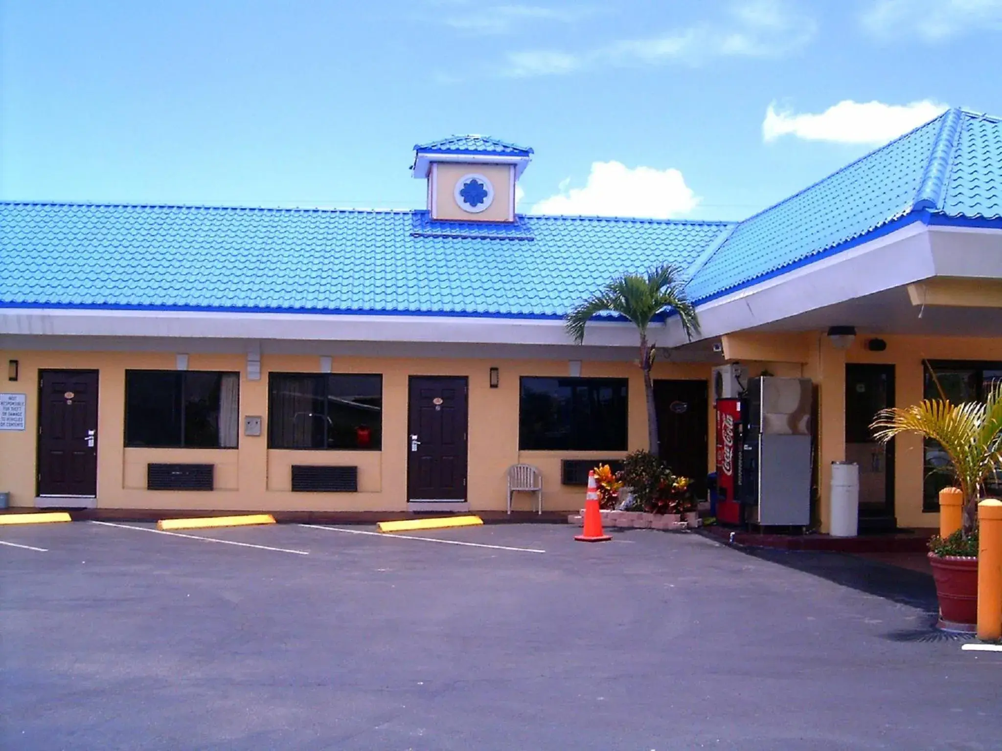 Nearby landmark, Property Building in Budget Inn Okeechobee