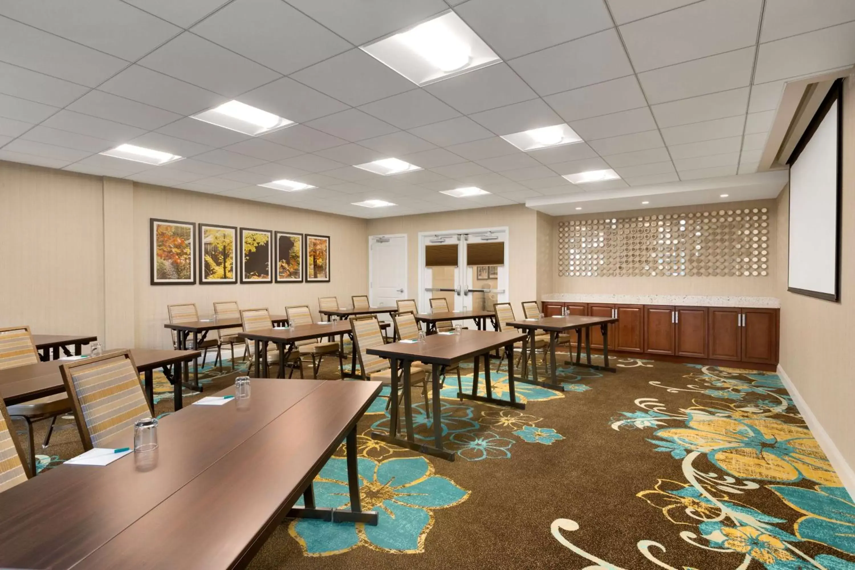 Meeting/conference room, Restaurant/Places to Eat in Homewood Suites By Hilton Augusta