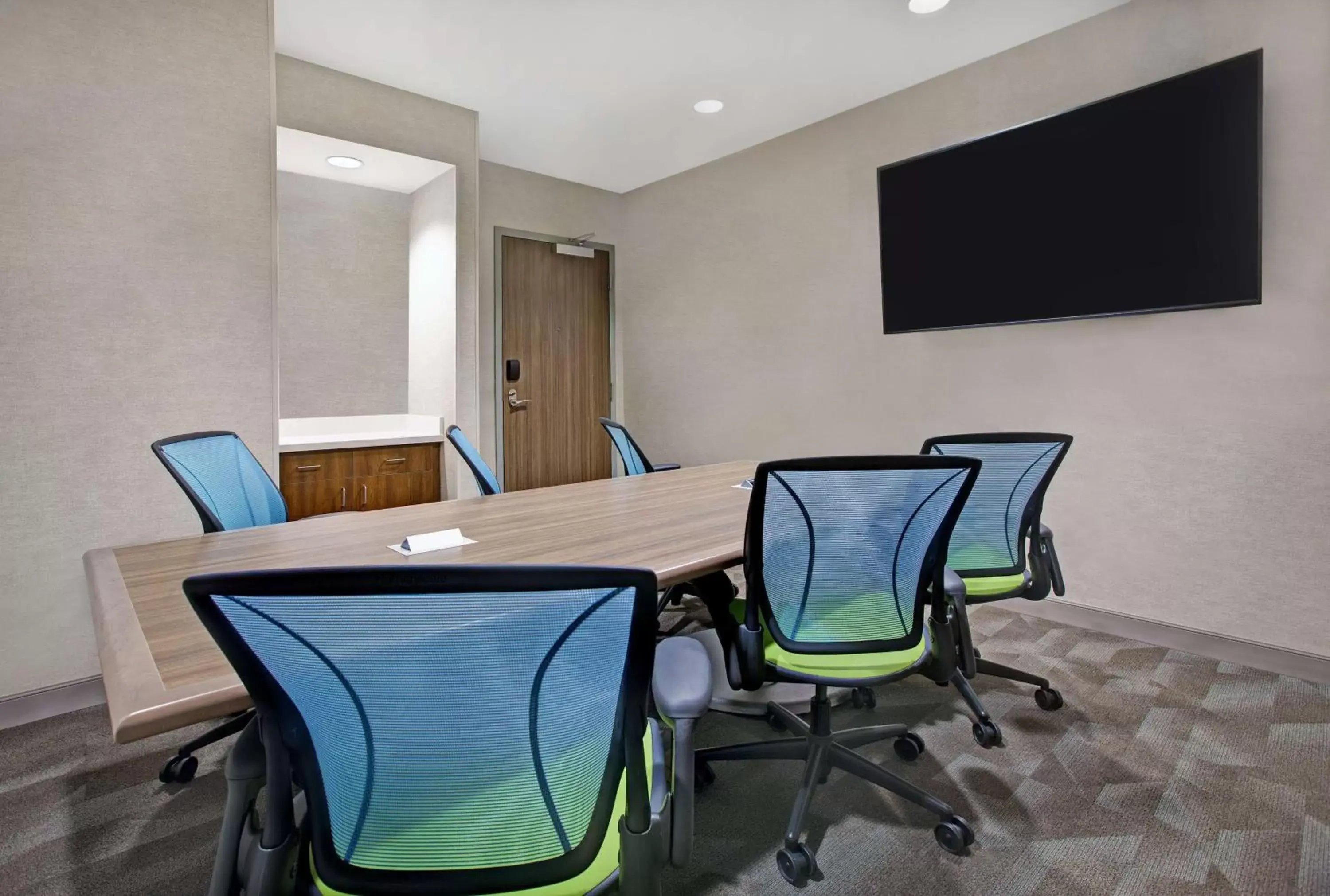 Meeting/conference room in Home2 Suites By Hilton Asheville Airport