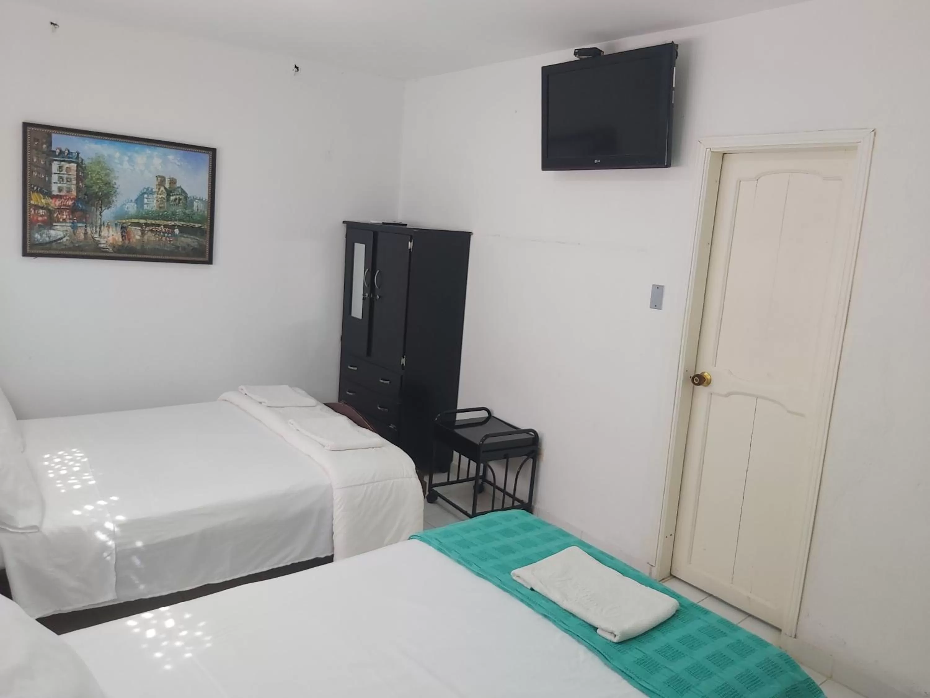 Photo of the whole room, Bed in Eco-Hotel Villa Elina