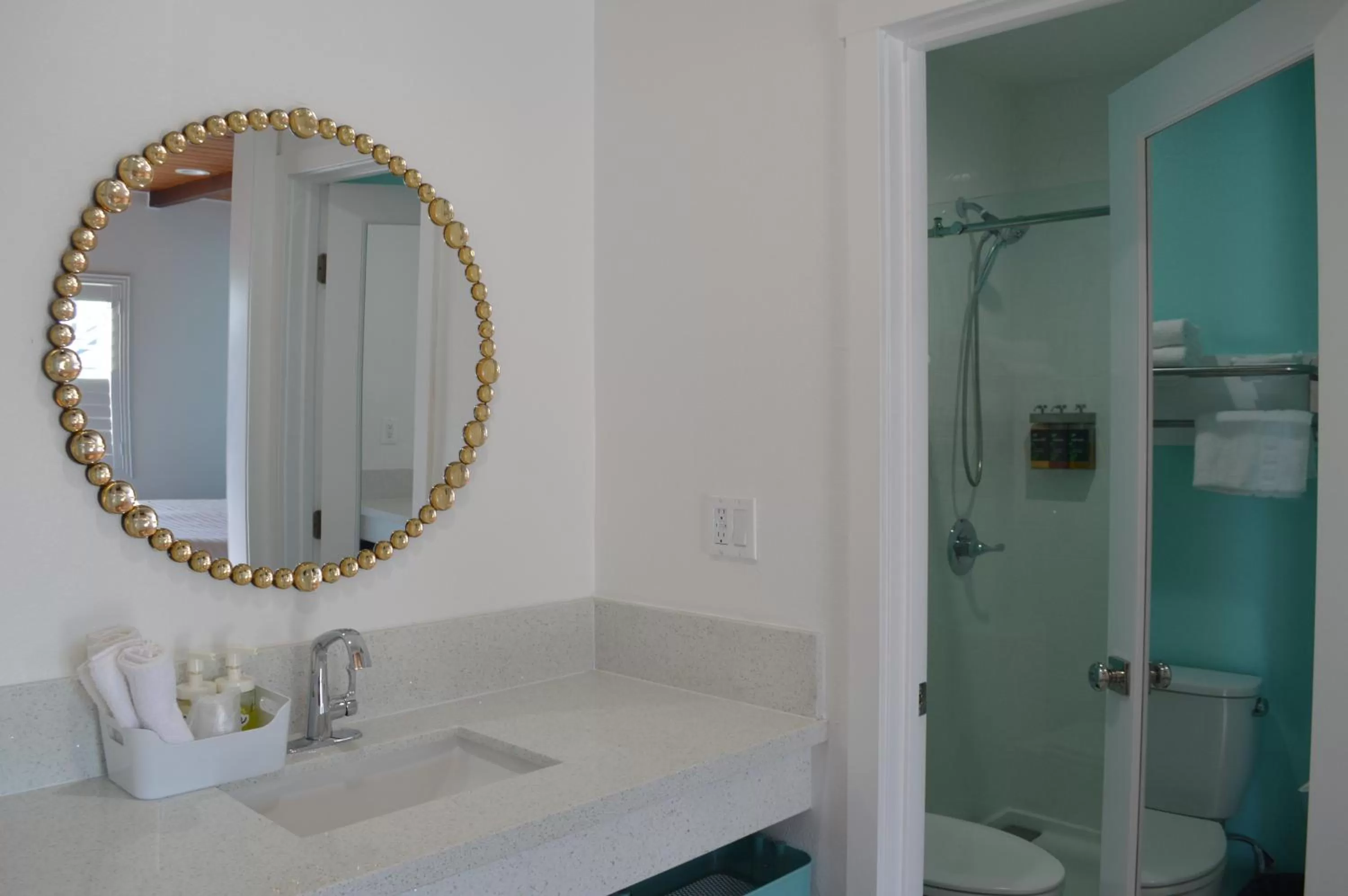 Shower in Calafia Inn San Clemente Newly renovated