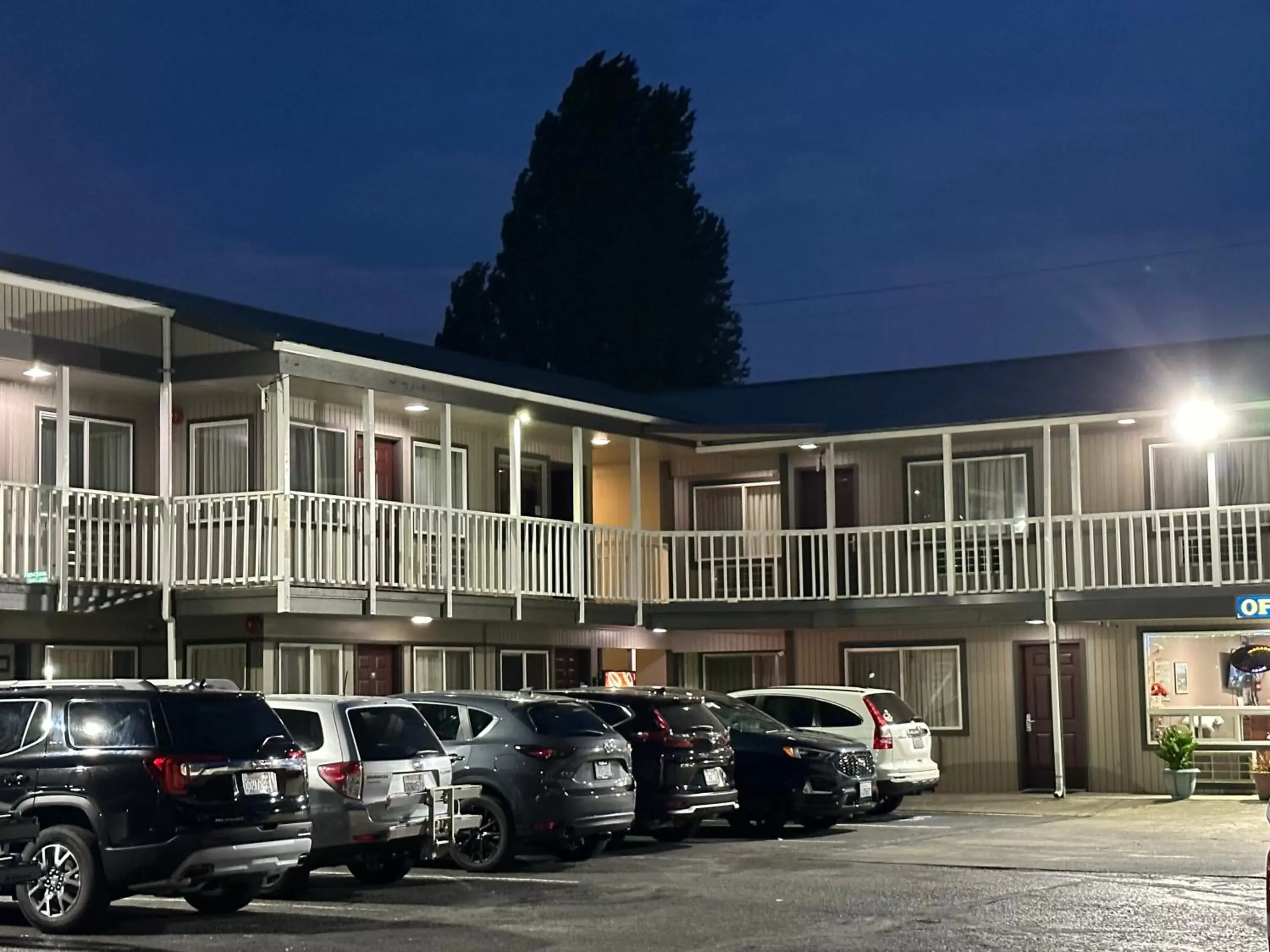 Property building in The Royal Victorian Motel Property building in The Royal Victorian Motel