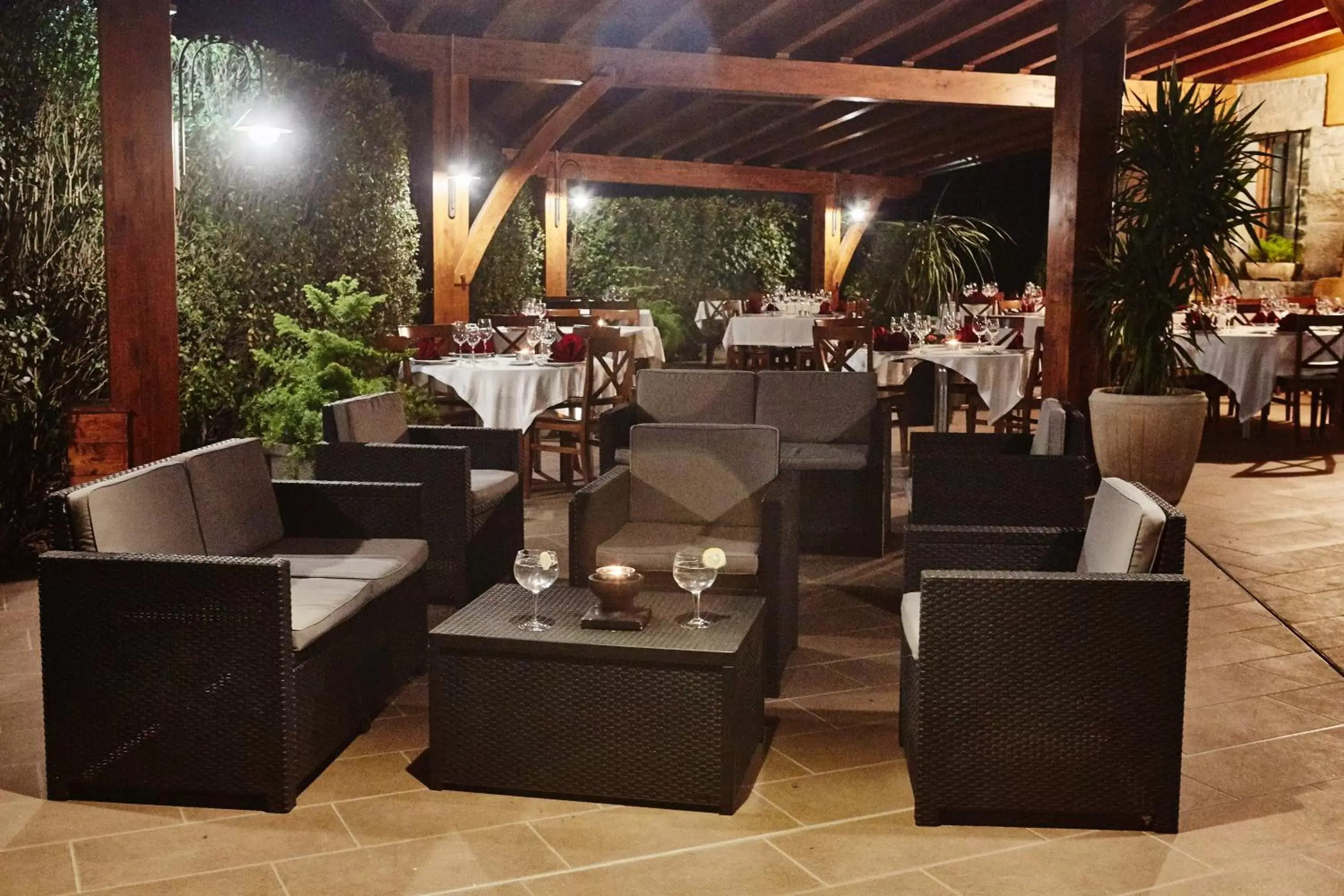 Lounge or bar, Restaurant/Places to Eat in Hotel Larrañaga