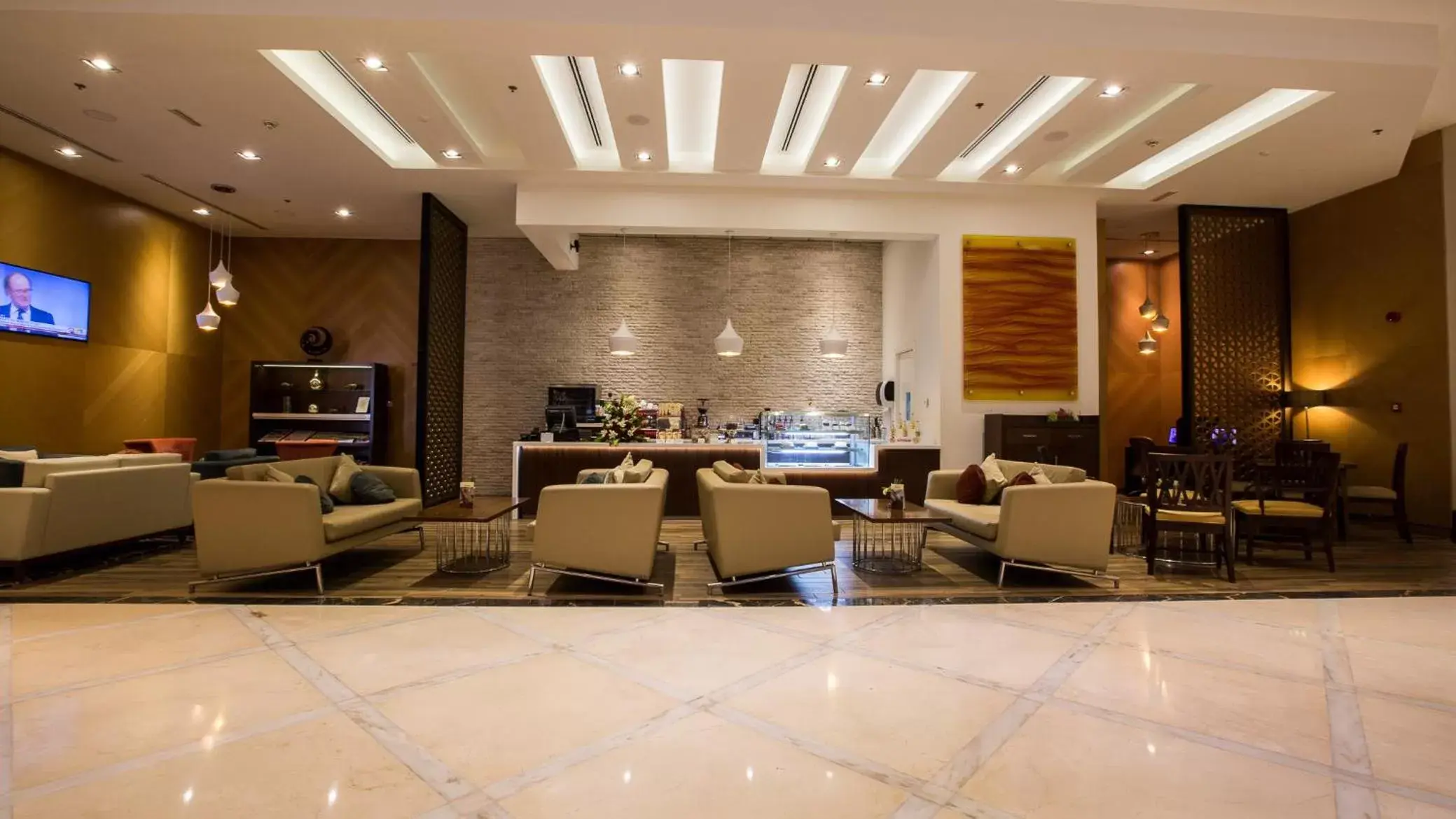 Lounge or bar, Restaurant/Places to Eat in La Suite Dubai Hotel & Apartments