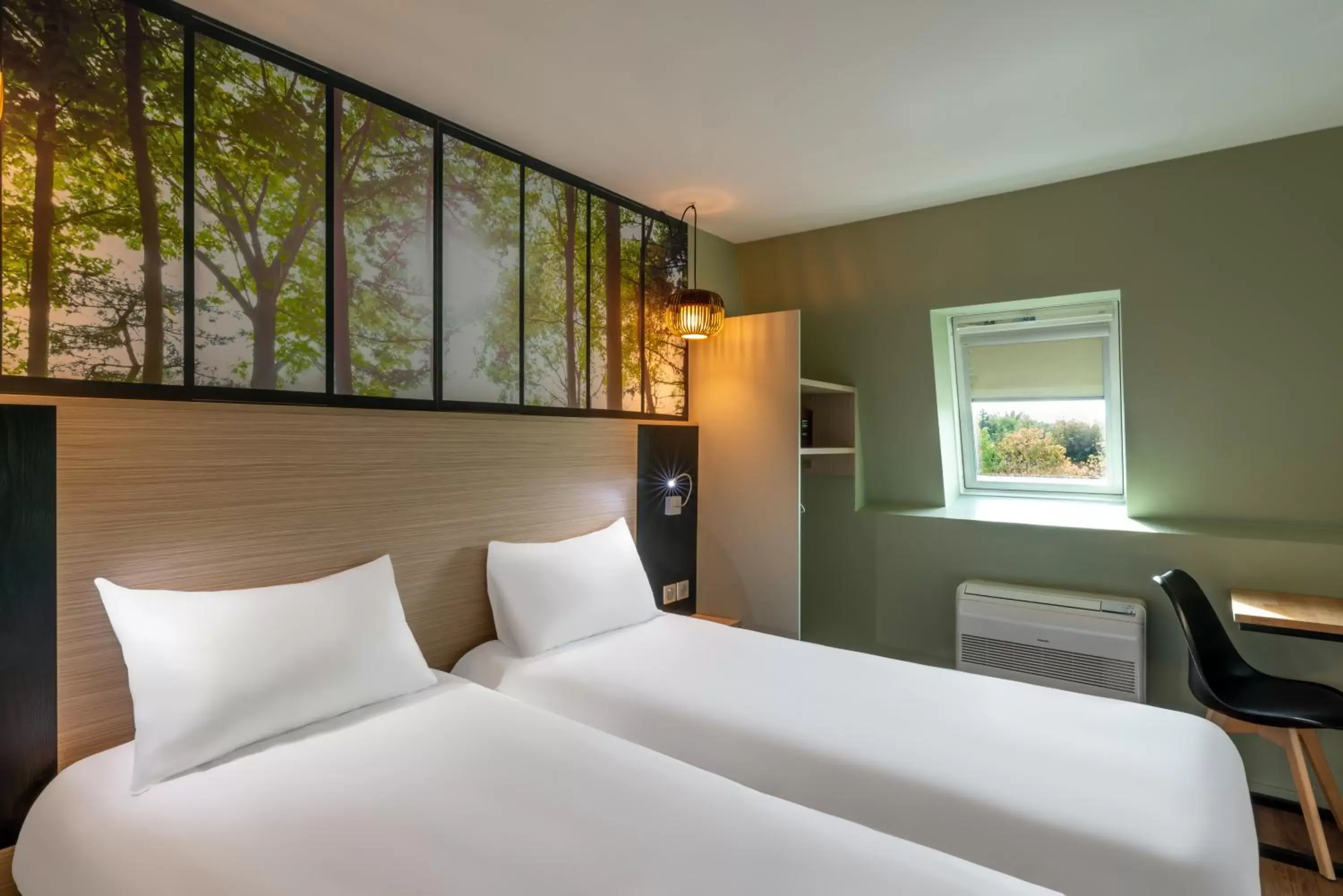Bedroom, Bed in ibis Styles Parc des Expositions de Villepinte