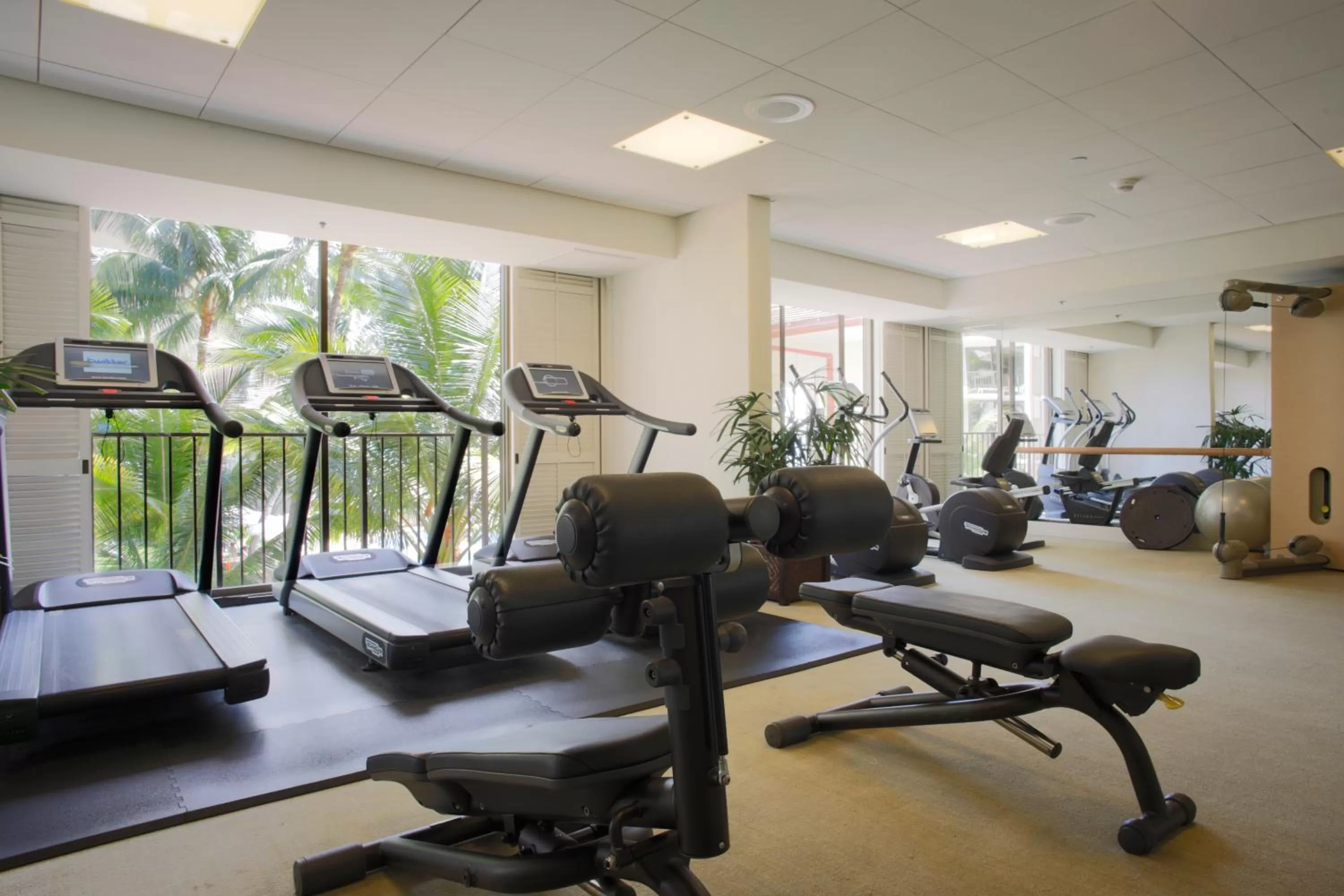 Fitness centre/facilities in Halekulani - NO RESORT FEE
