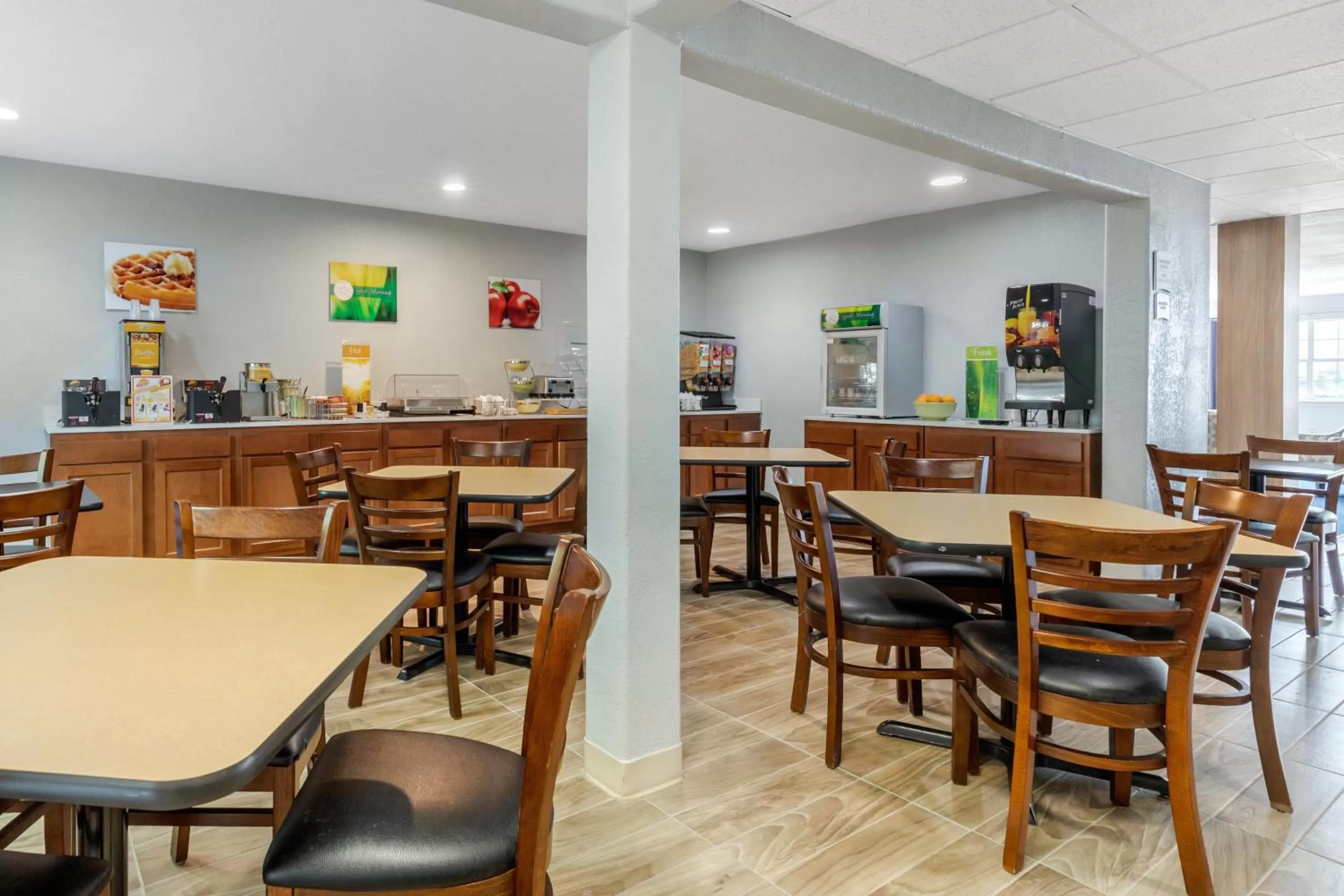 Dining area, Restaurant/Places to Eat in Quality Inn Downtown - near Market Square