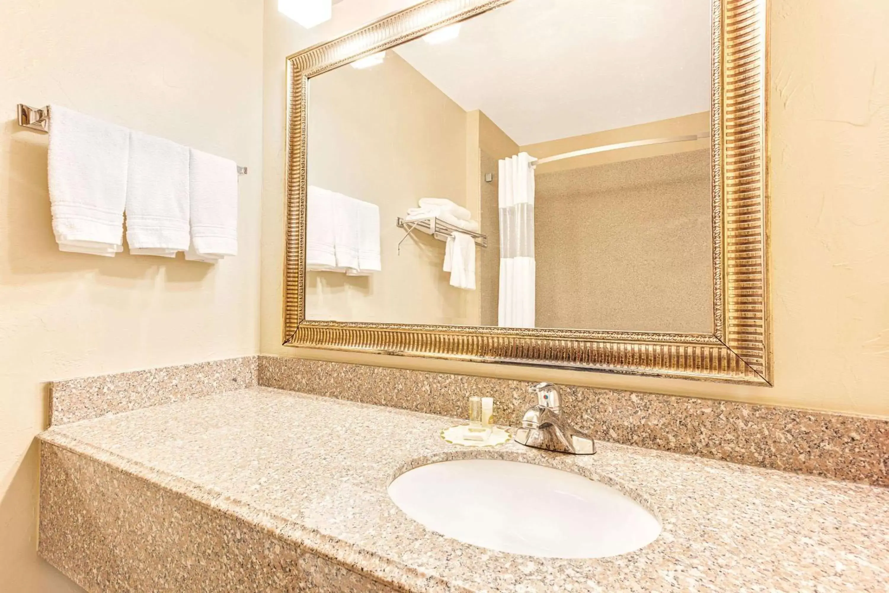 Photo of the whole room, Bathroom in Days Inn by Wyndham Oklahoma City