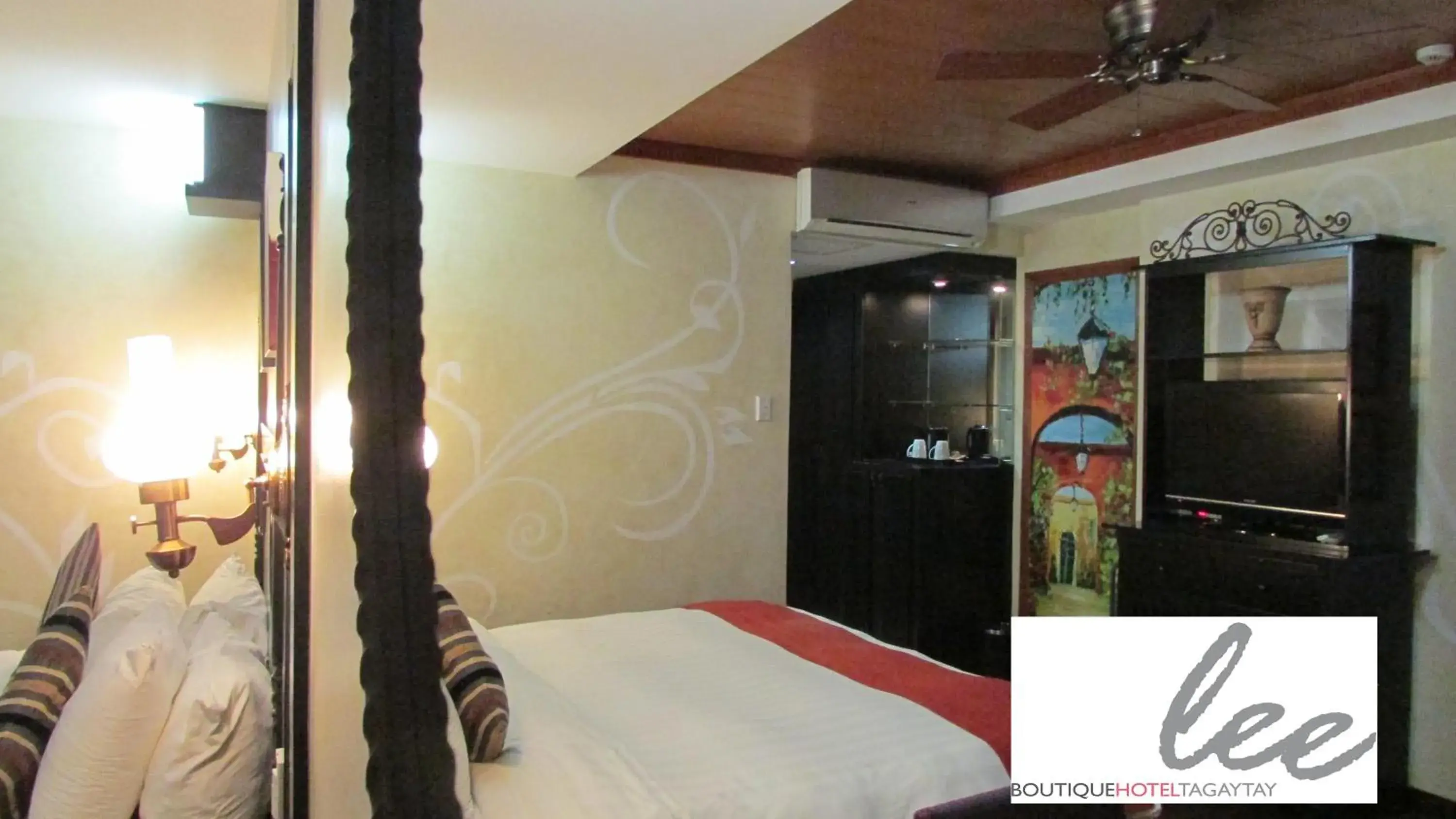 Bedroom in Lee Boutique Hotel Tagaytay