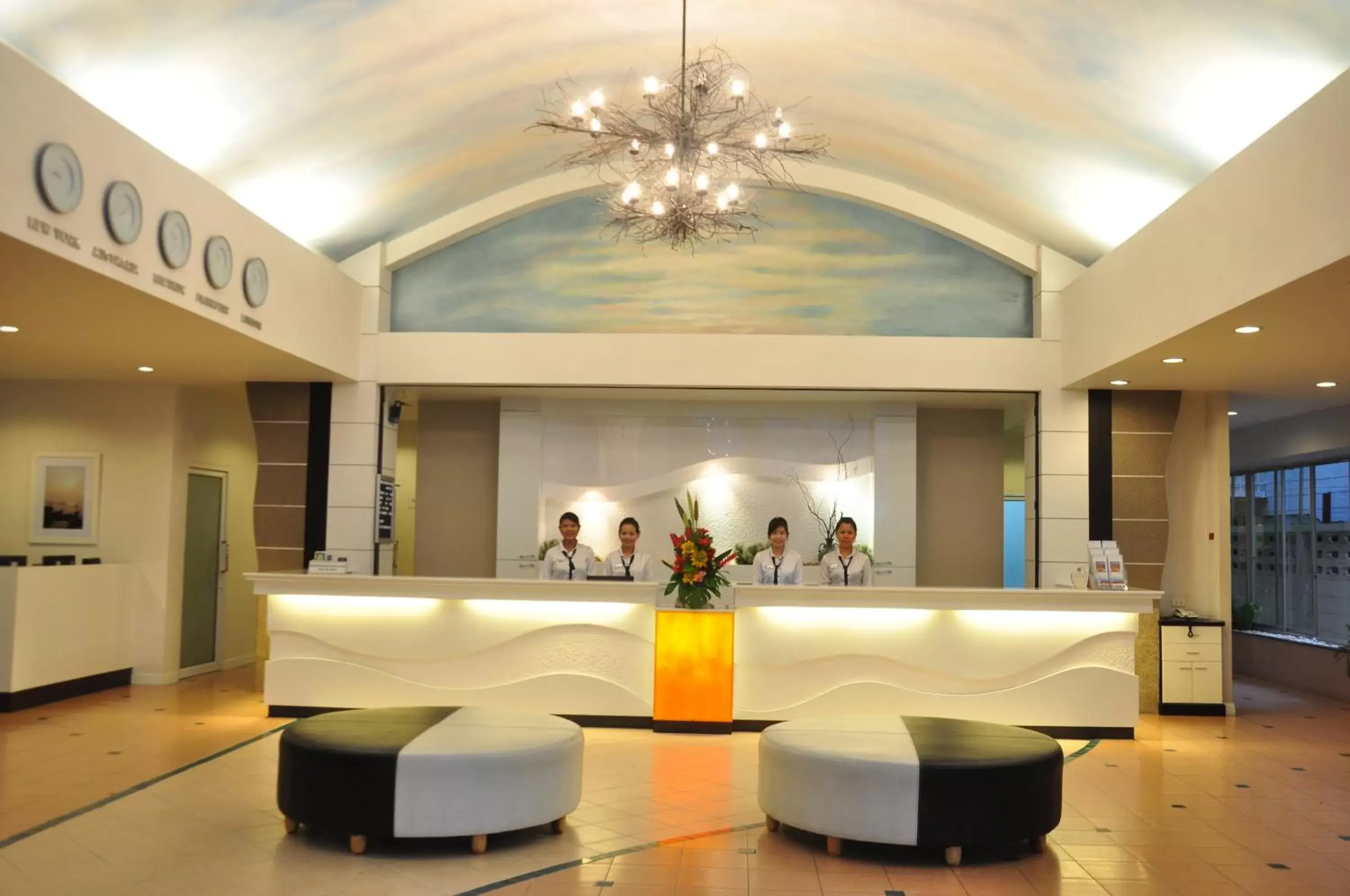 Lobby or reception, Lobby/Reception in Flipper House Hotel - SHA Extra Plus