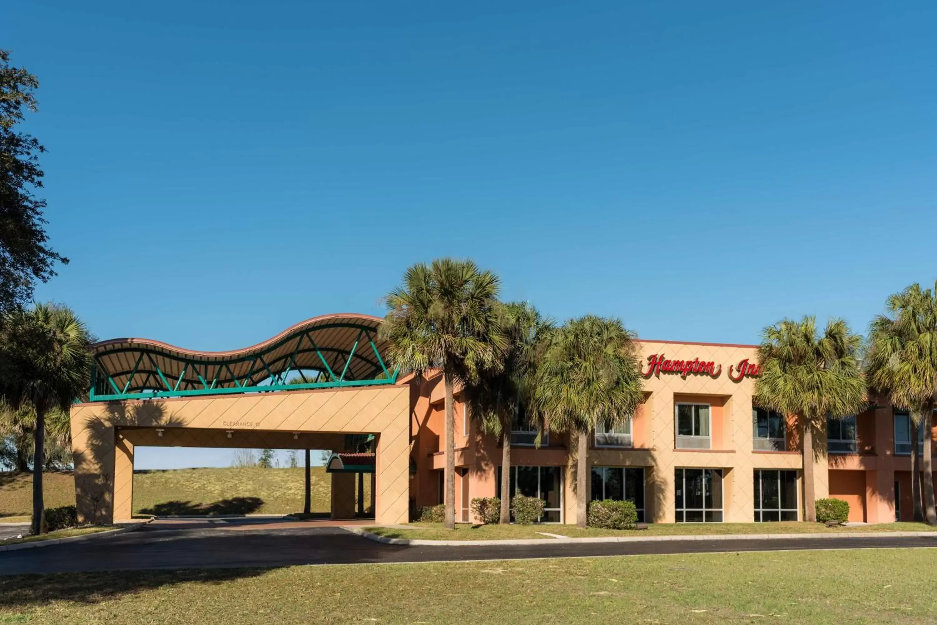 Property Building in Hampton Inn Brooksville Dade City