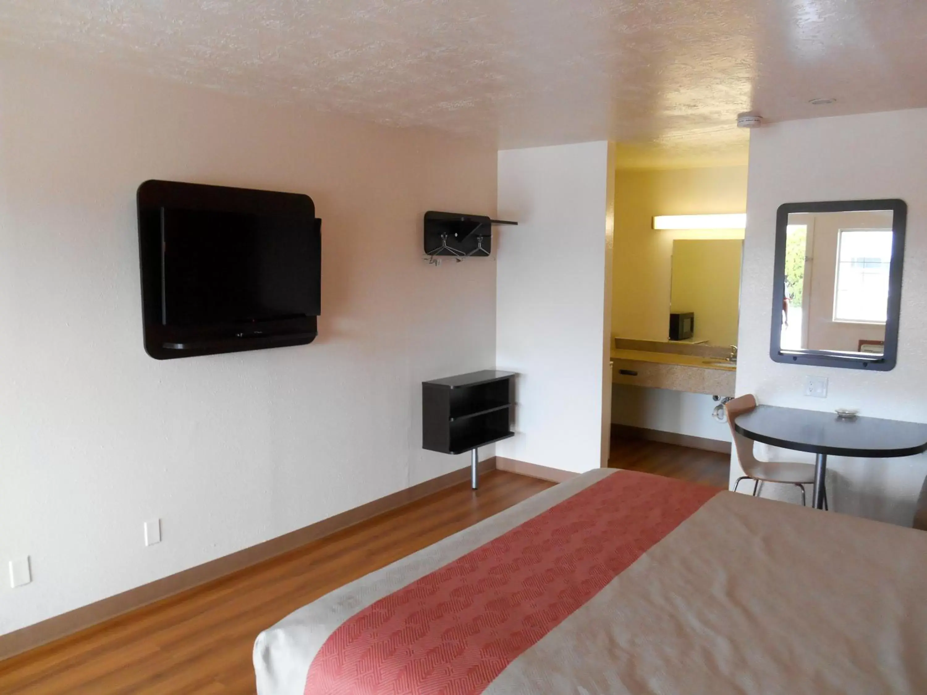 Bedroom, Room Photo in Motel 6-Madisonville, TX